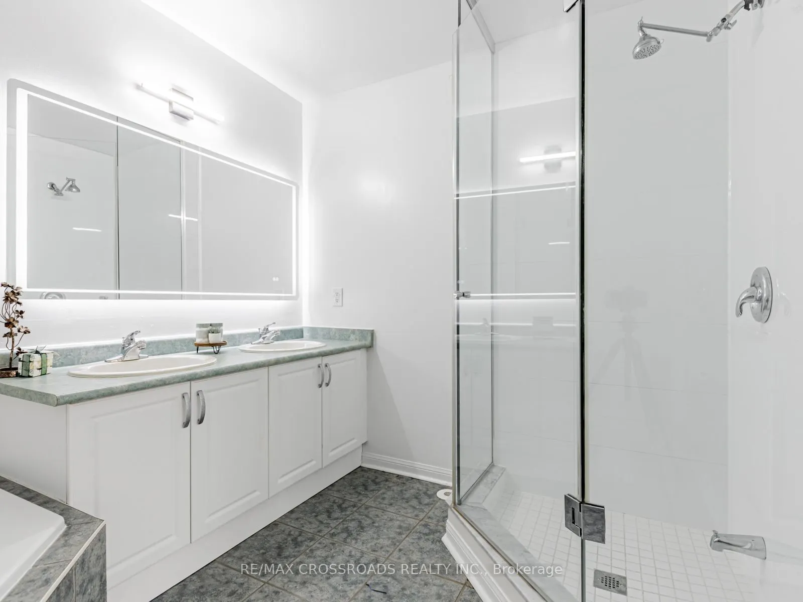 3051 Finch Avenue, #59