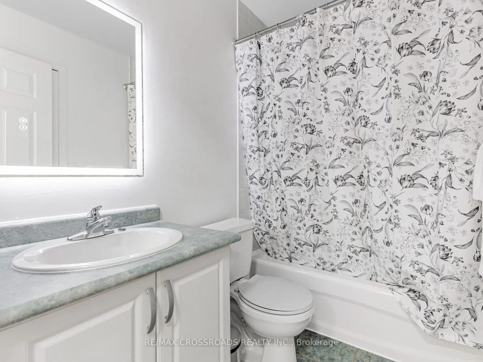 3051 Finch Avenue, #59