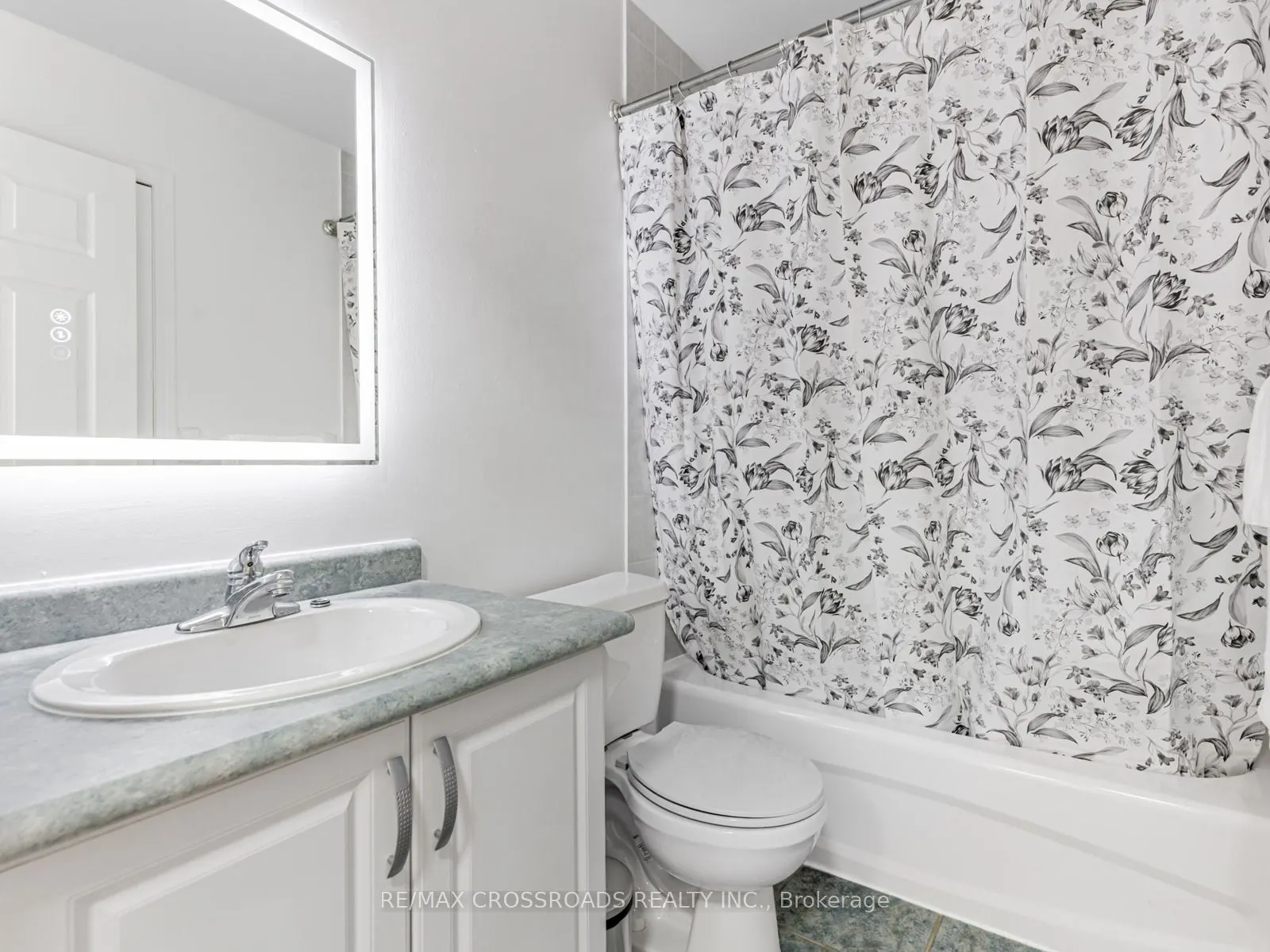 3051 Finch Avenue, #59