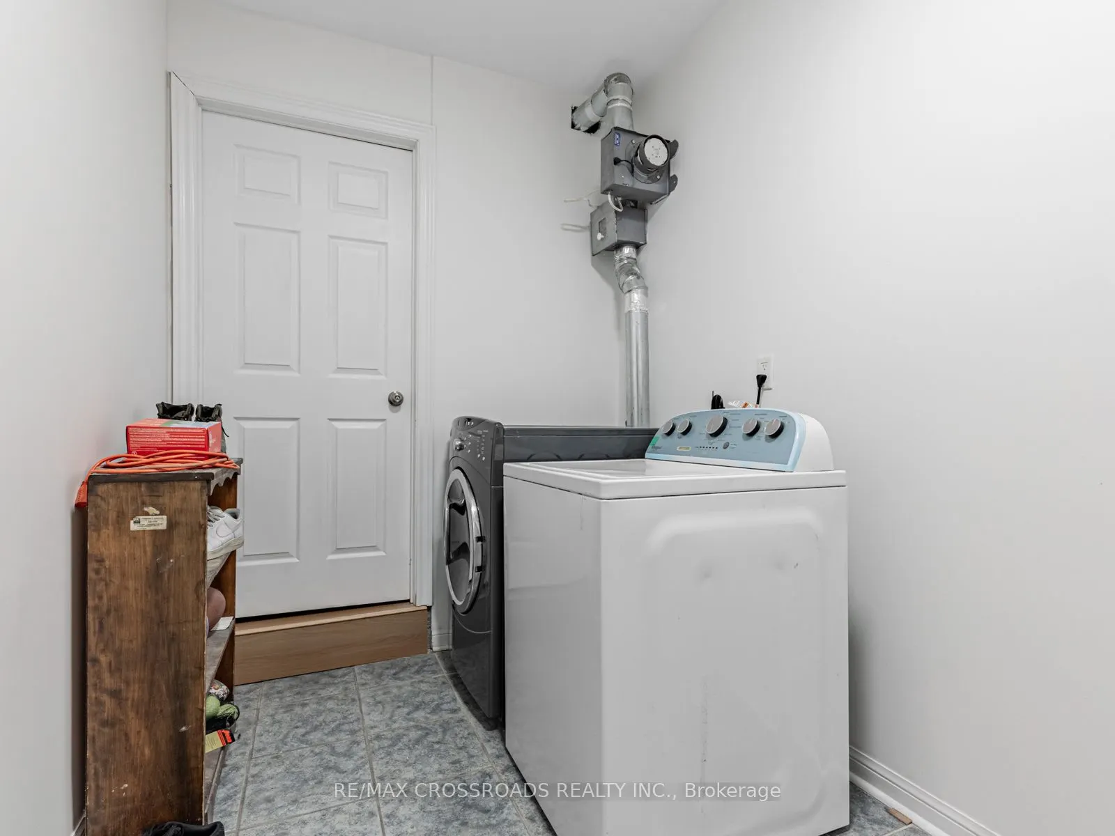 3051 Finch Avenue, #59