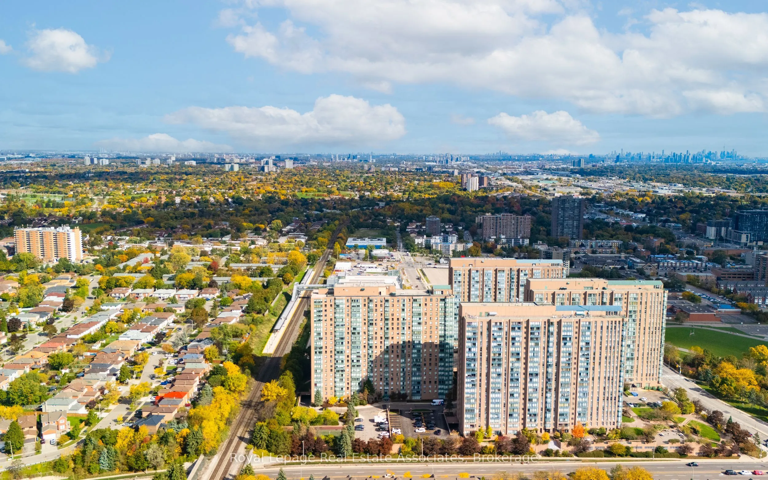 135 Hillcrest Avenue, #1507