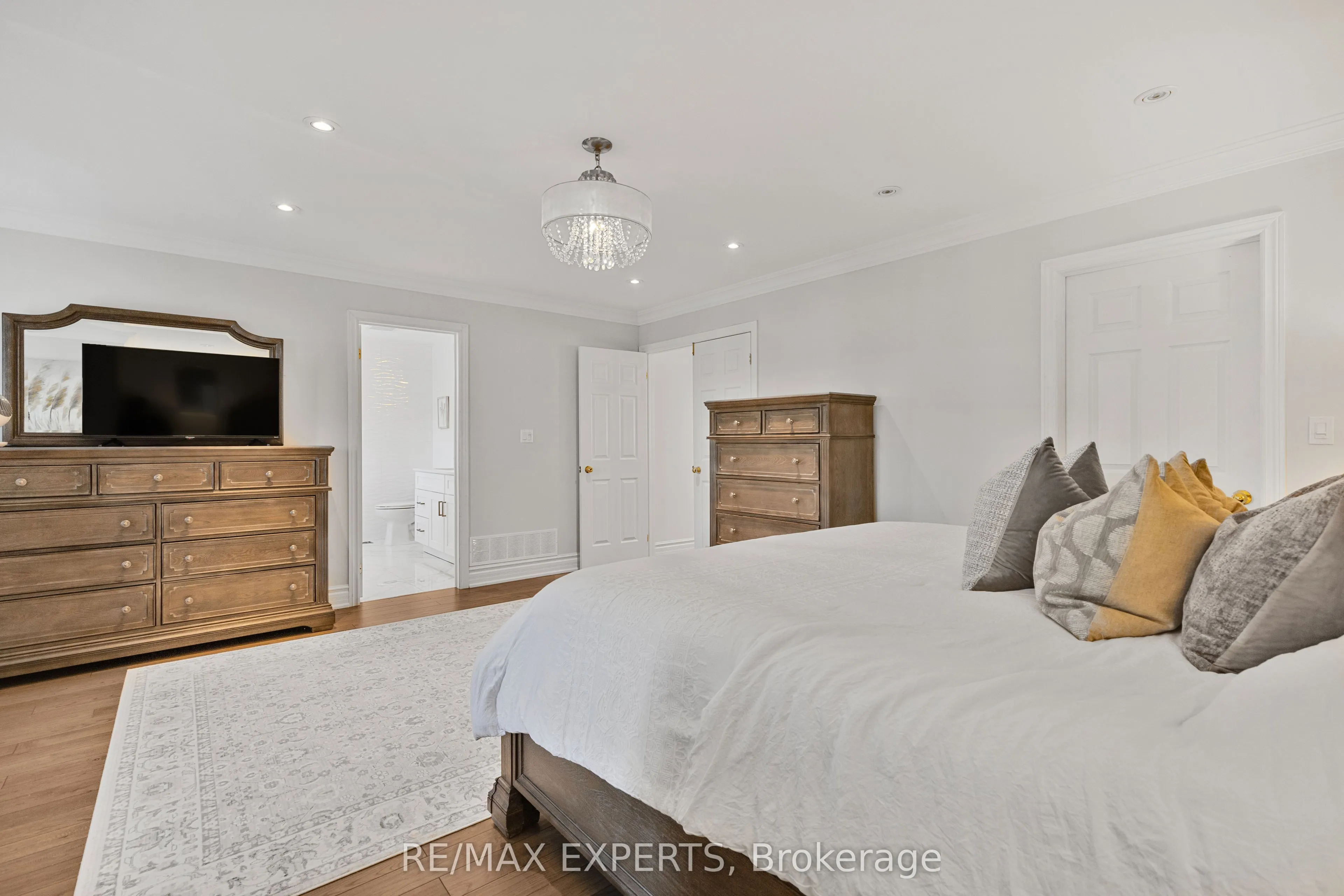 4643 Harbottle Road