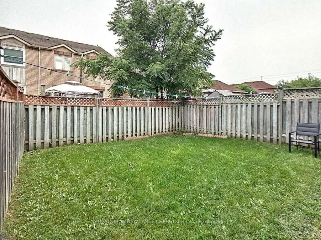 28 Mannel Crescent, #Upper
