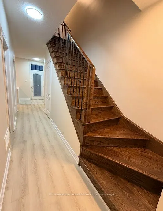 3215 Thomas Street, #4