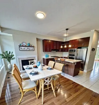 3215 Thomas Street, #4