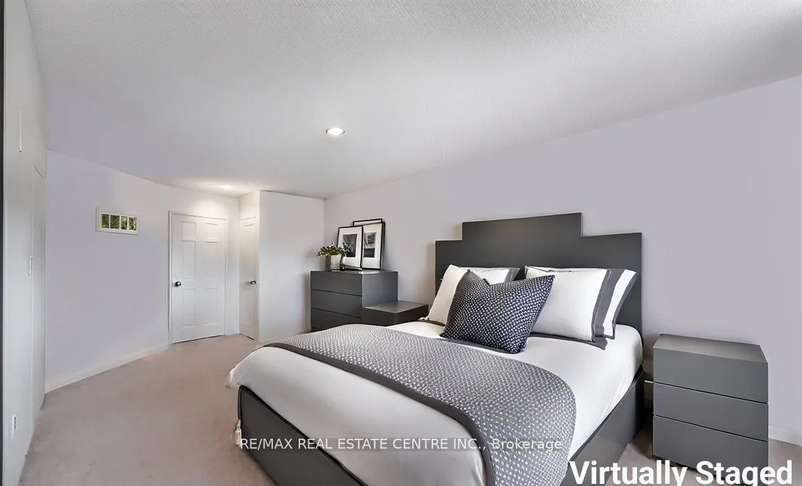 14 Gulfbrook Circle