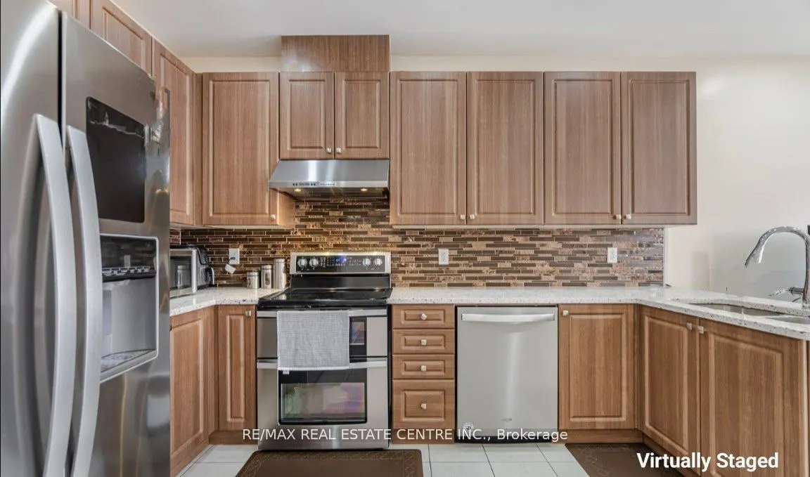 14 Gulfbrook Circle