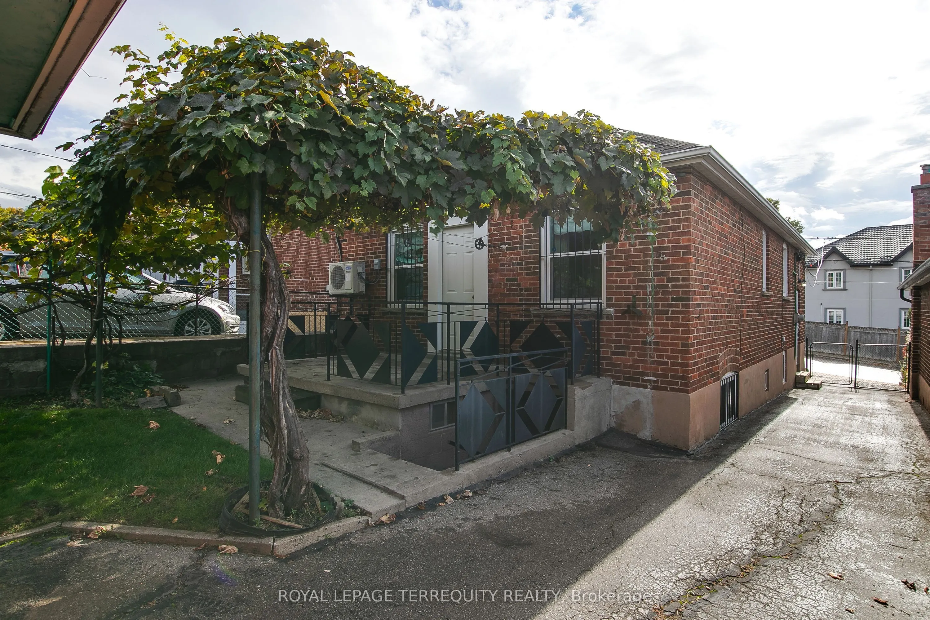 110 Cameron Avenue