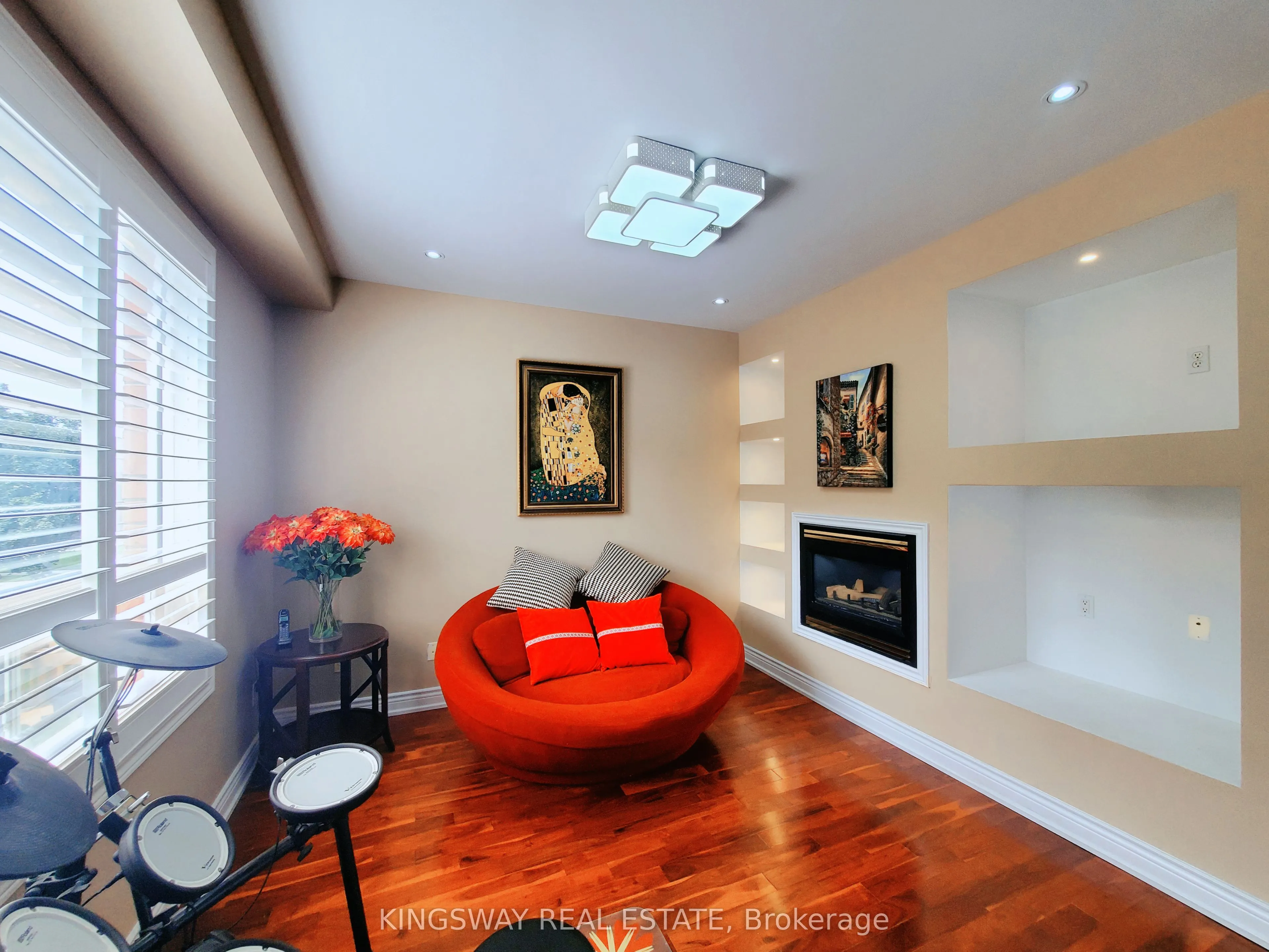 5156 Parkplace Circle