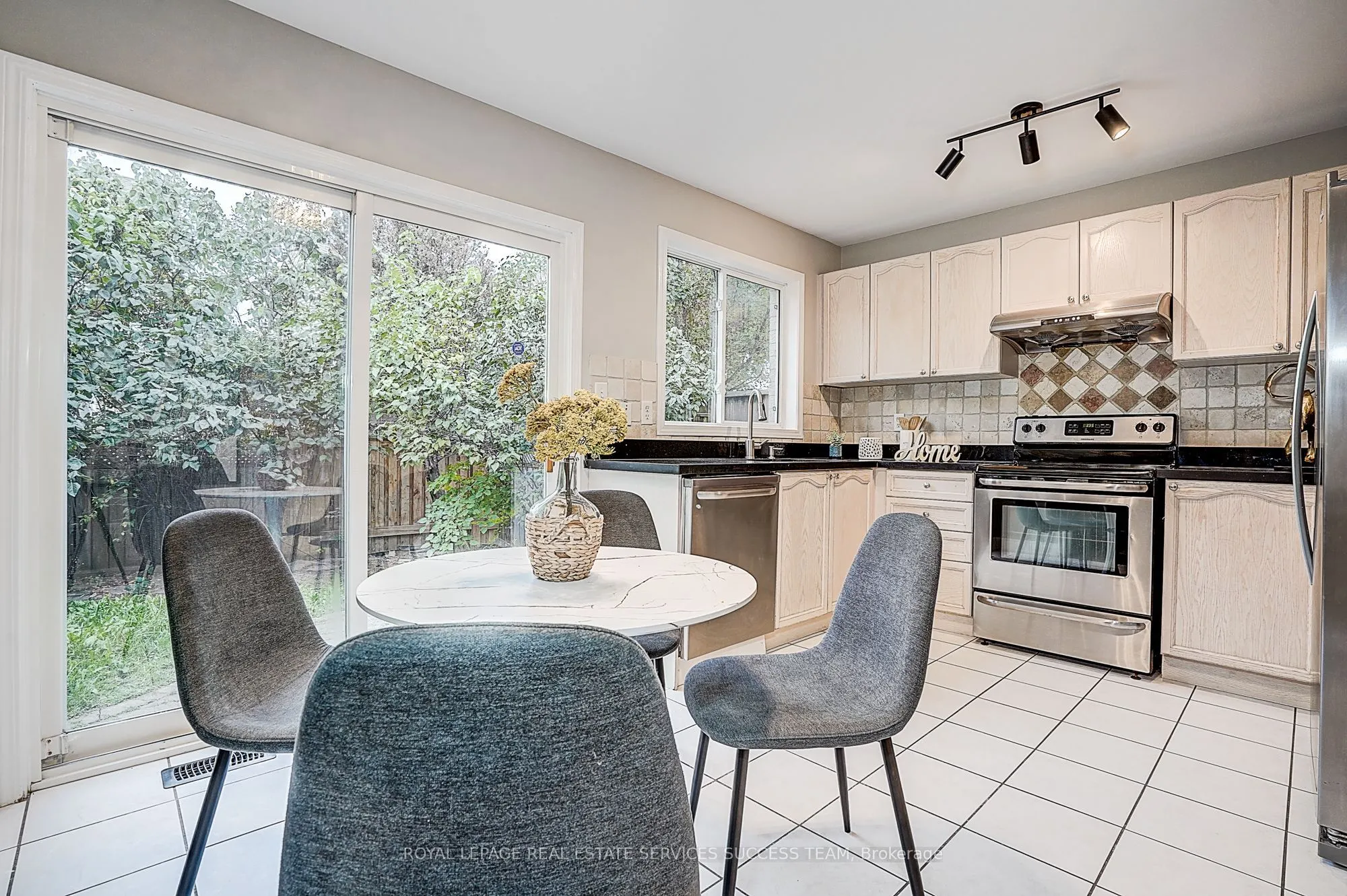 1652 Beaty Trail