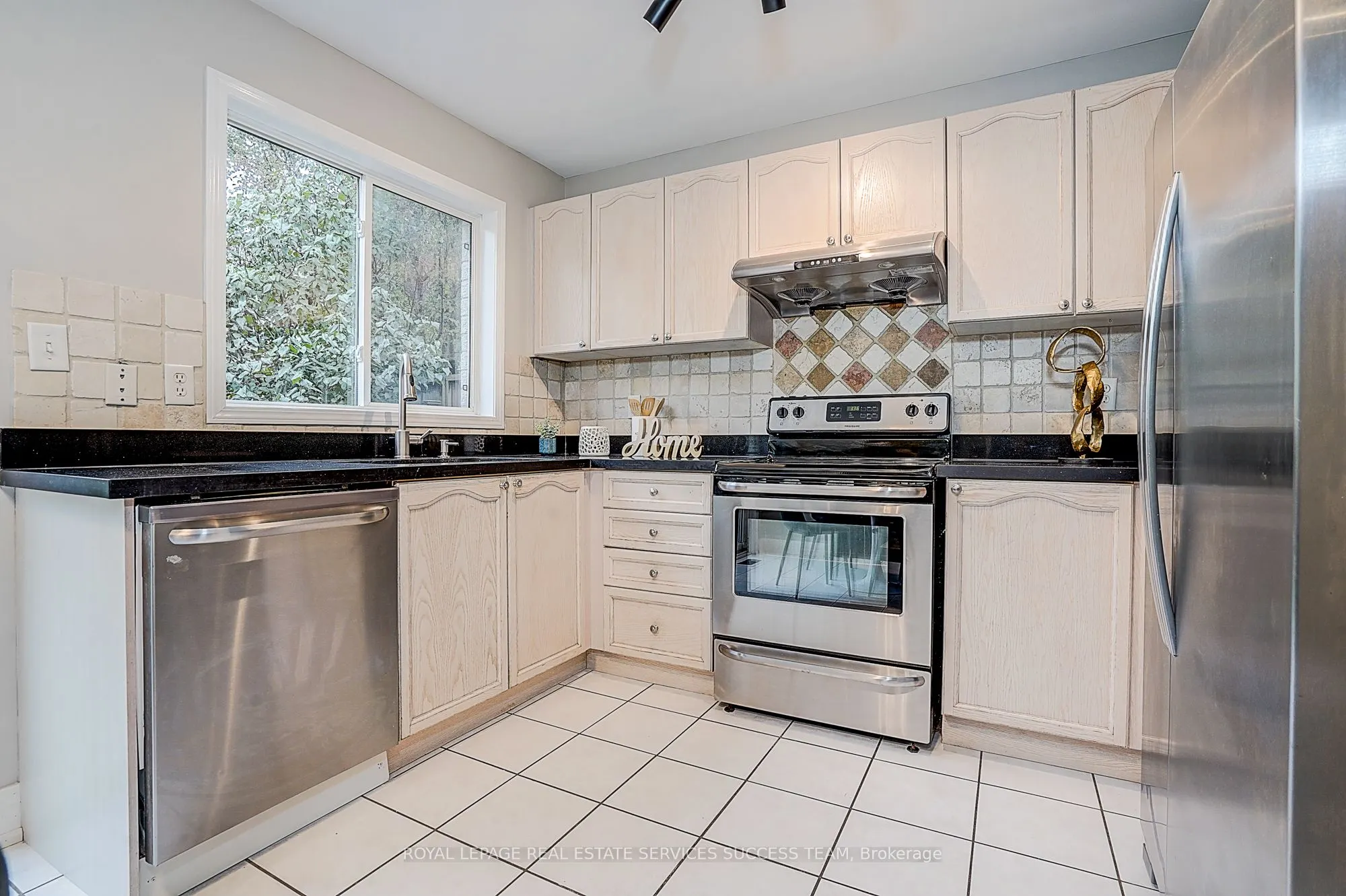 1652 Beaty Trail
