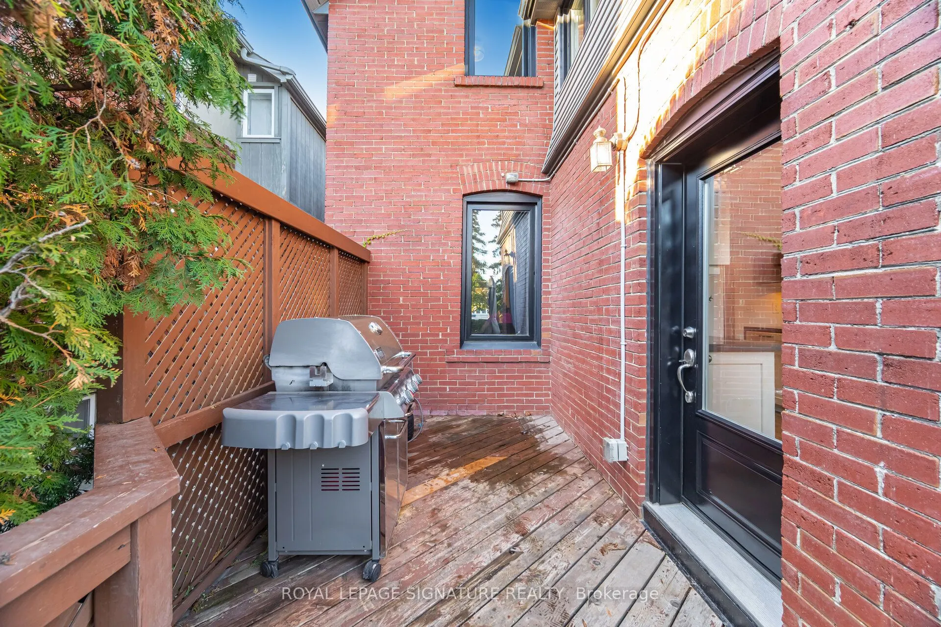 97 Deforest Road