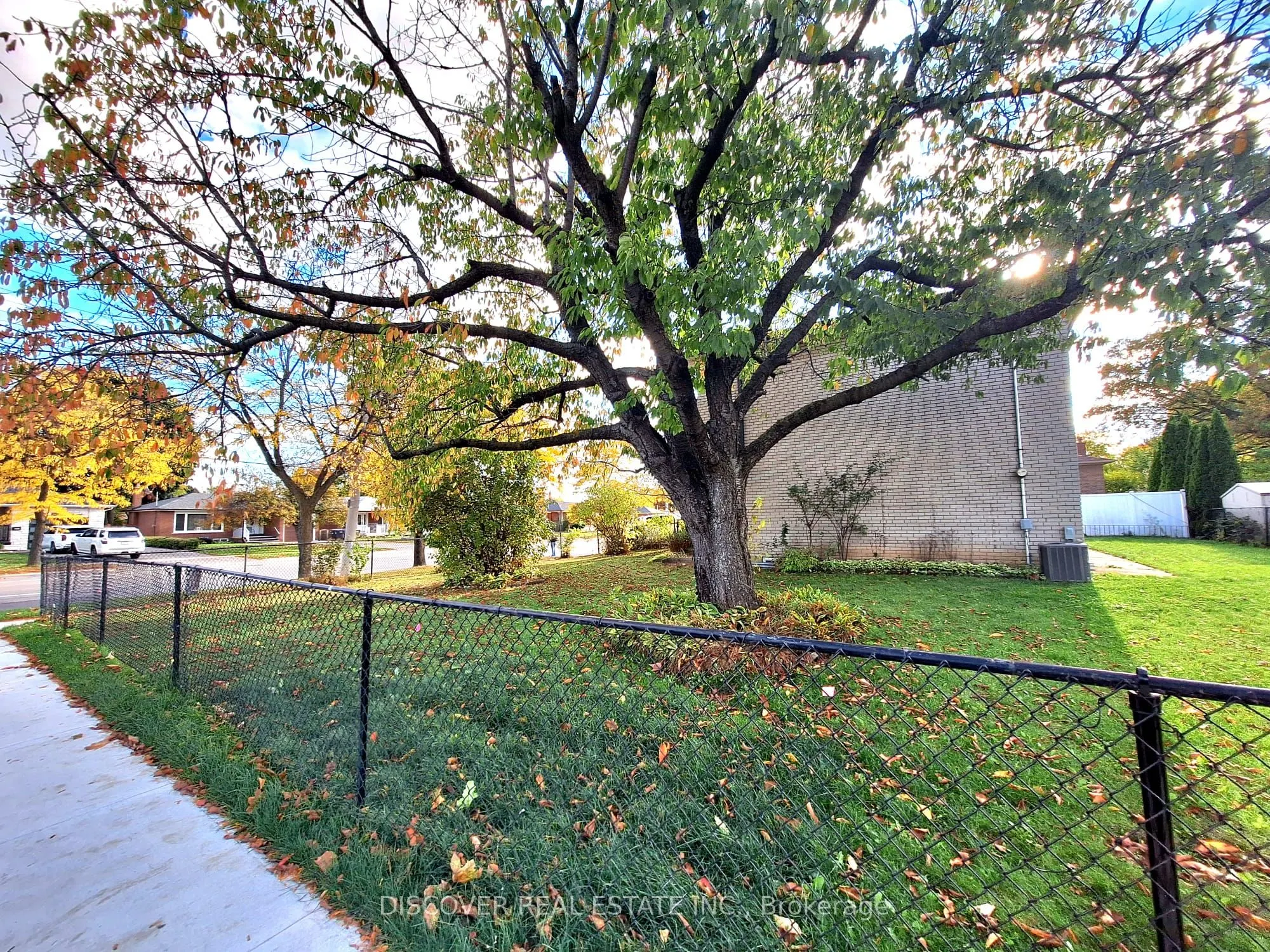 783 Bloor Street