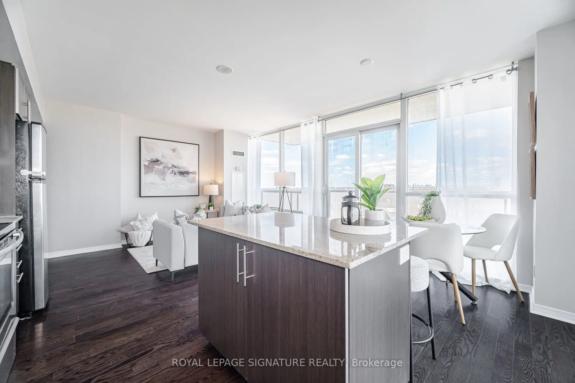 15 Legion Road, #1404