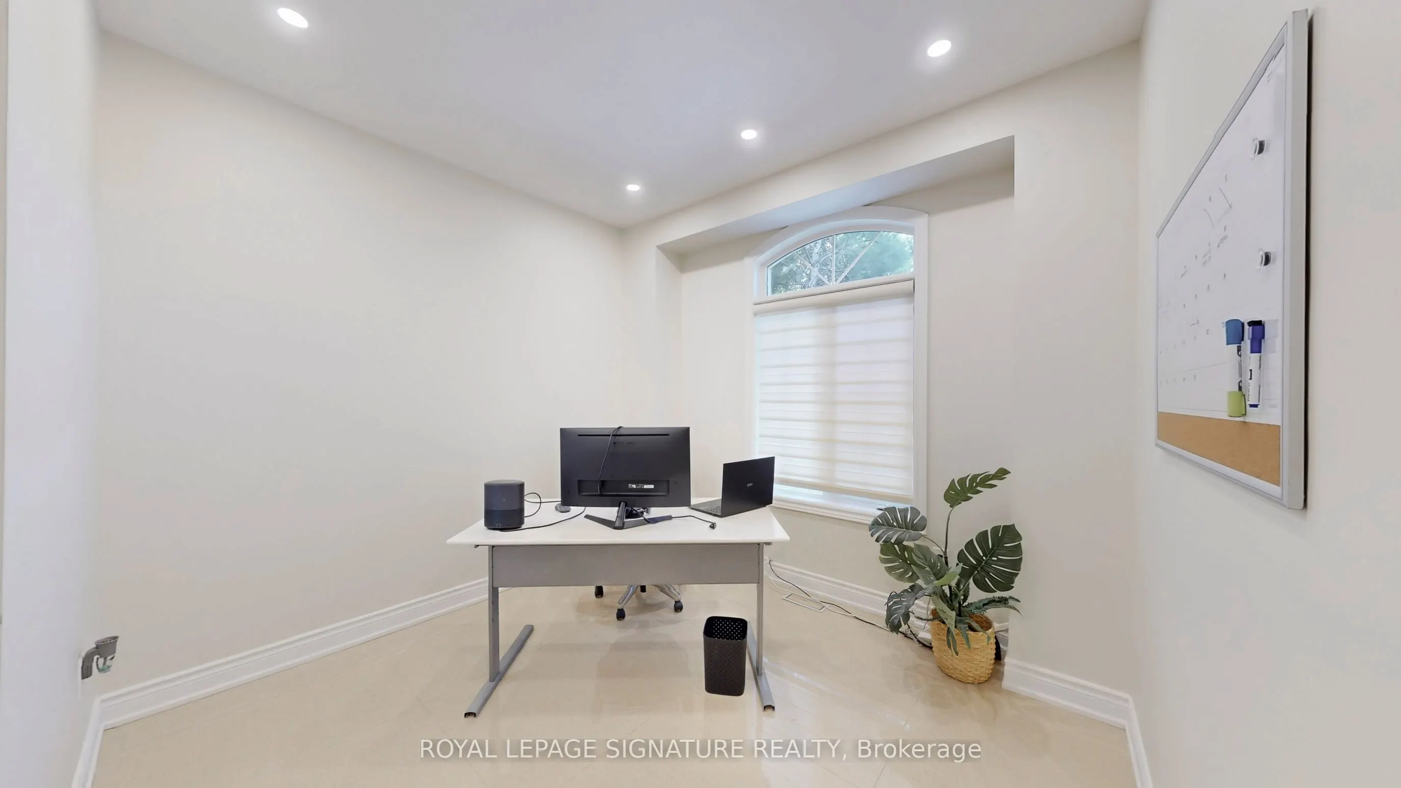 25 Sawston Circle