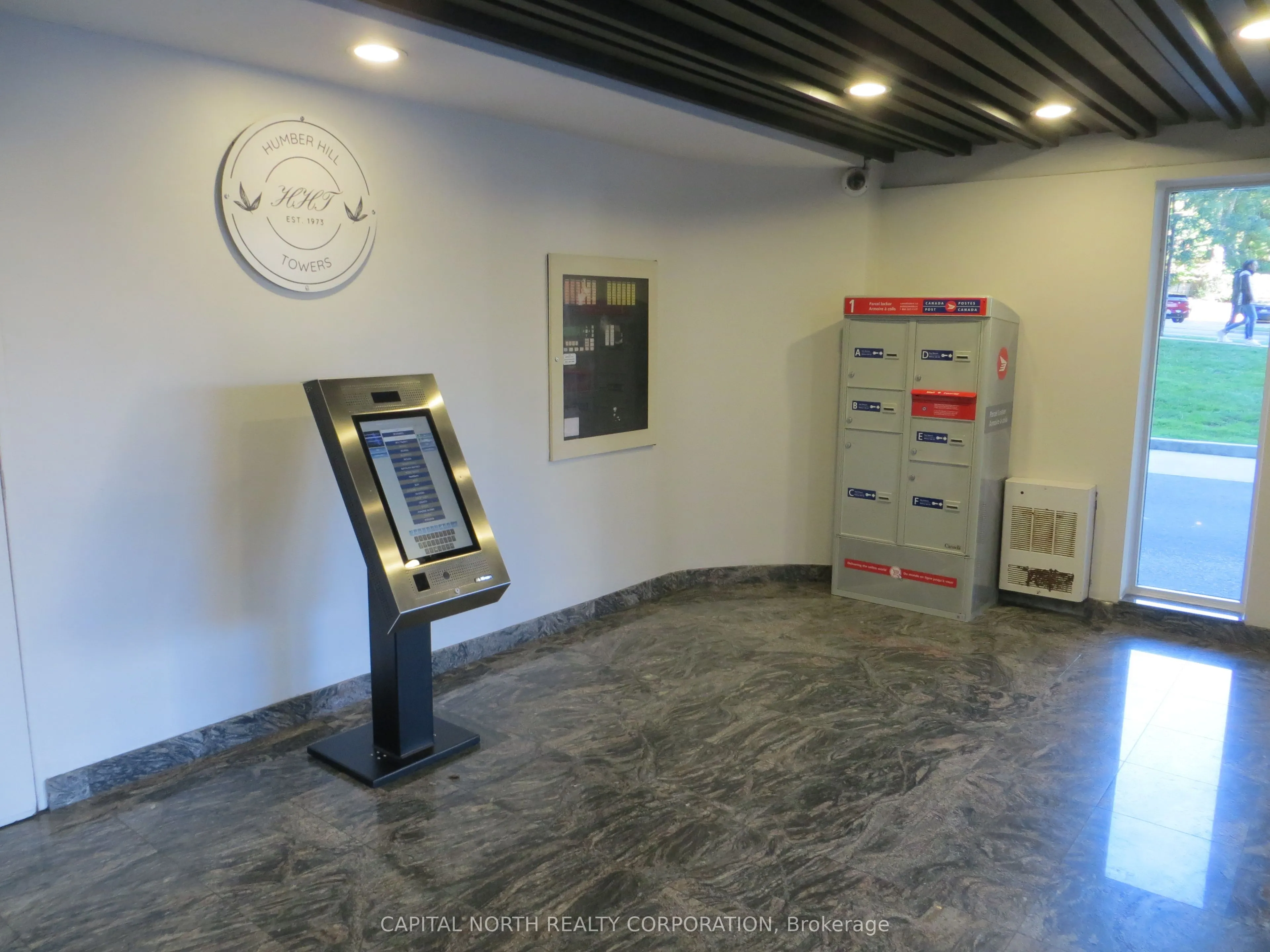 15 La Rose Avenue, #1608