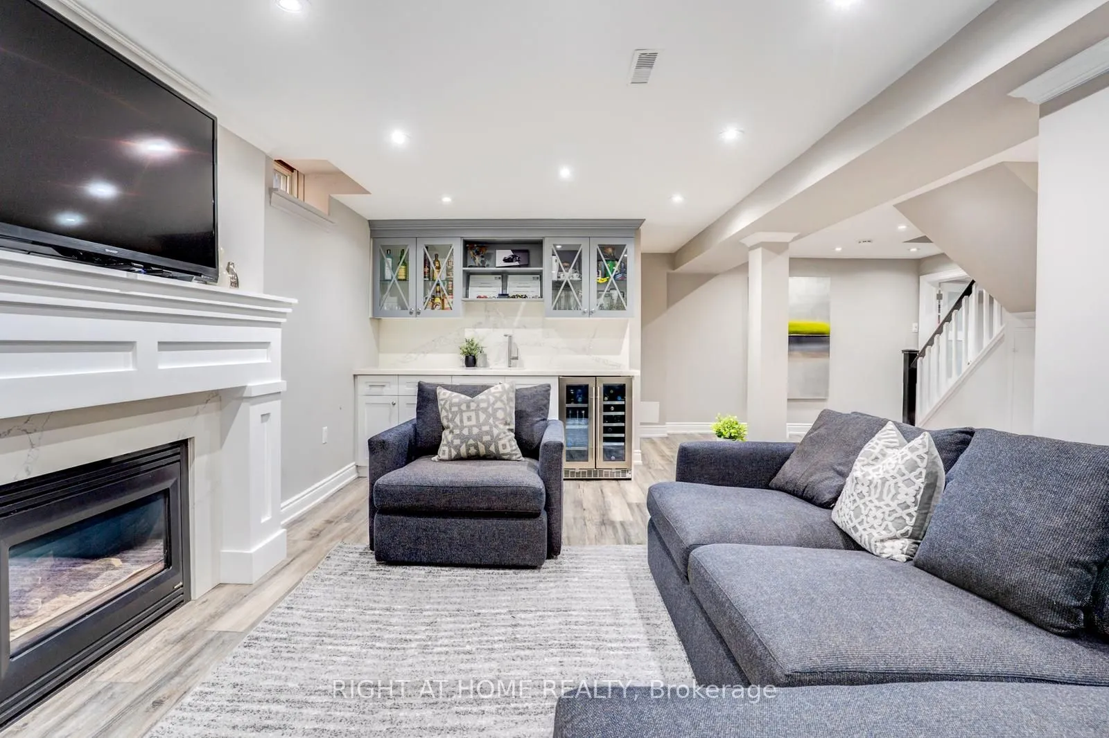 4021 Sasha Court