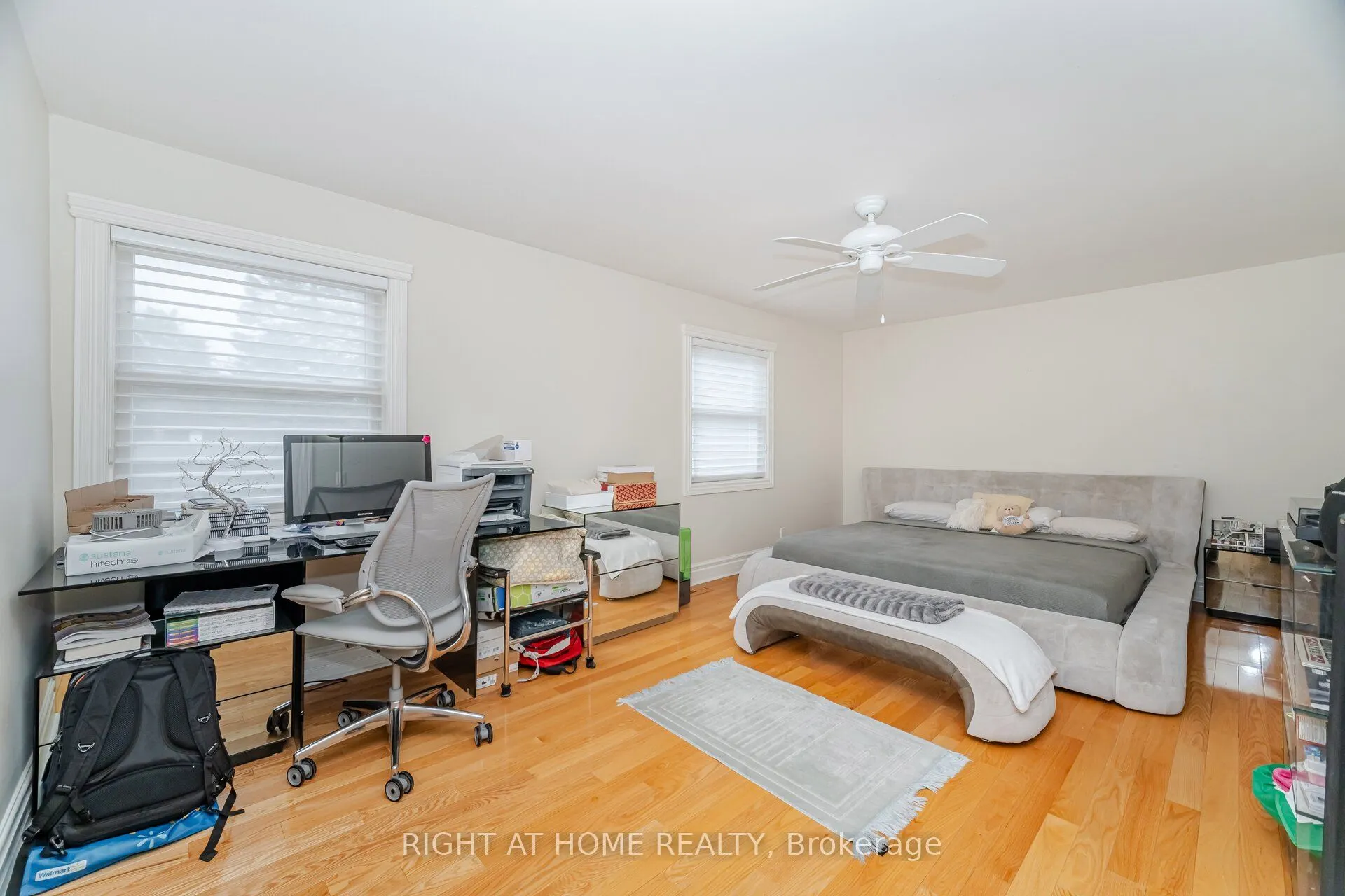 2154 Oneida Crescent