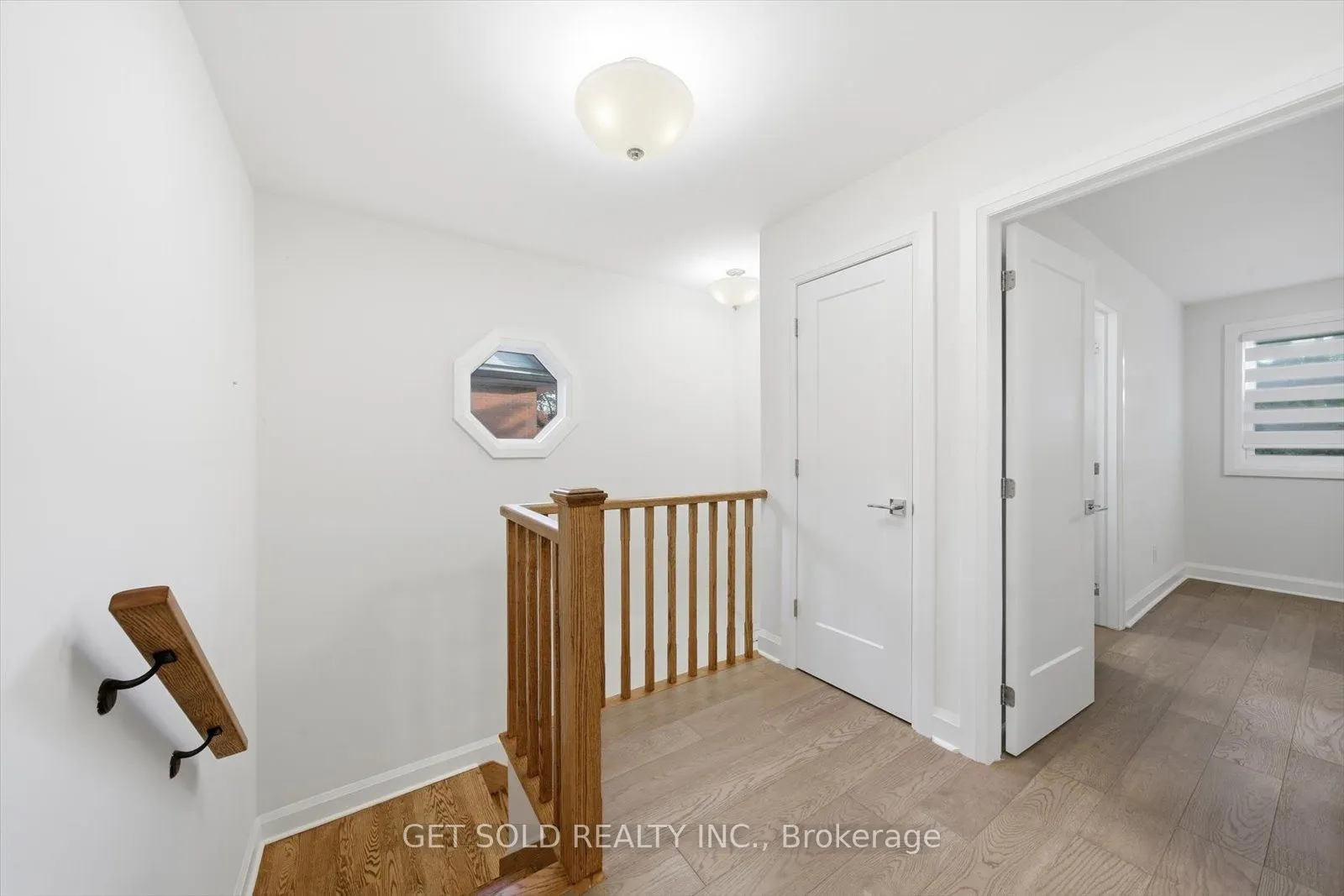 18 Mill Street S