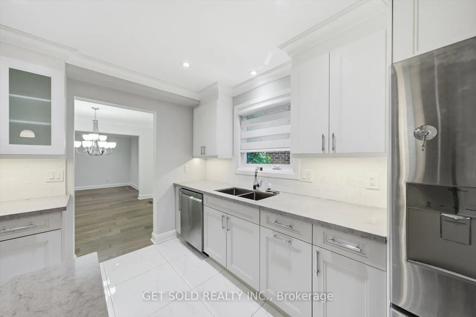 18 Mill Street S