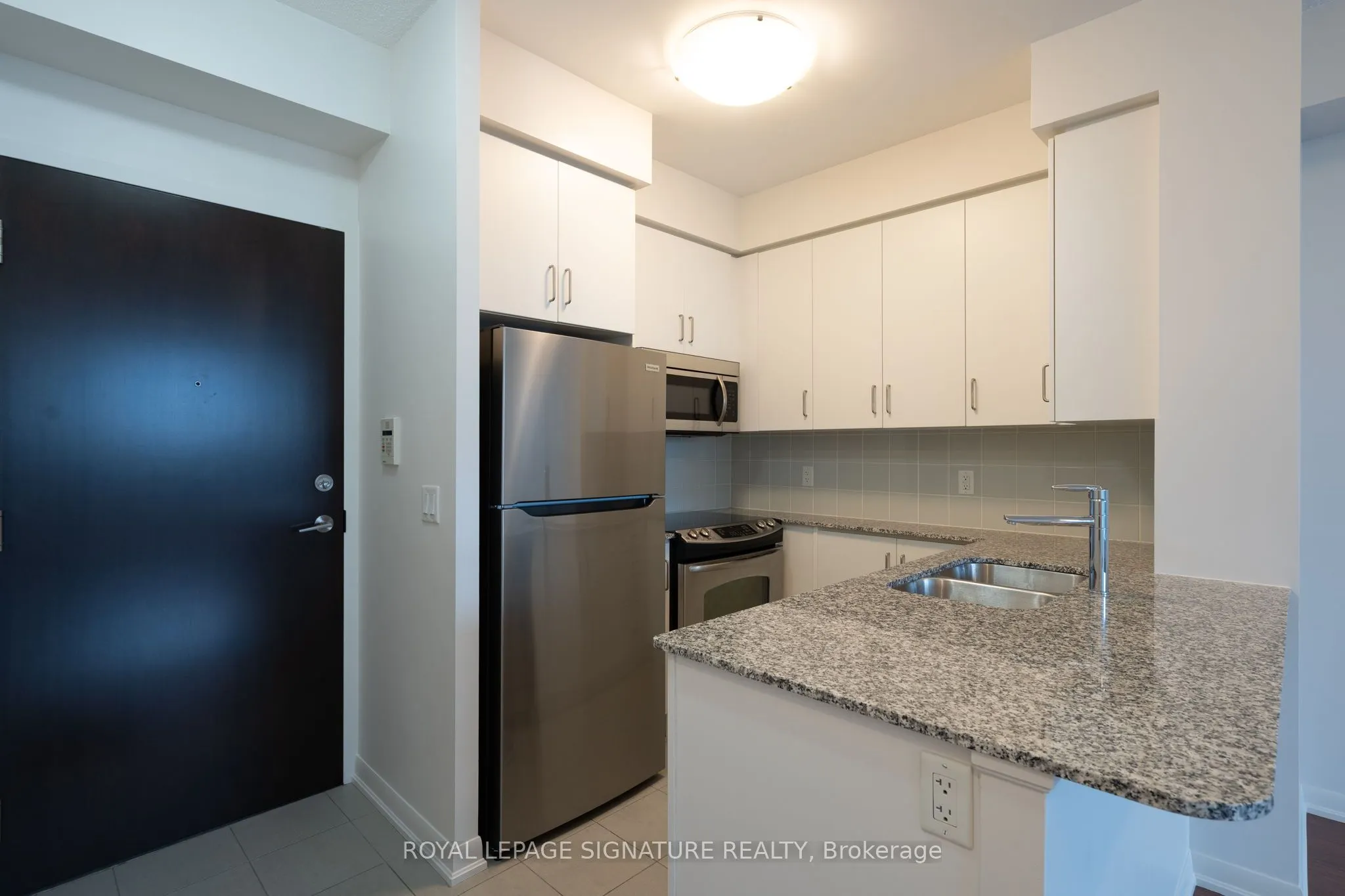 215 Sherway Gardens Road, #409