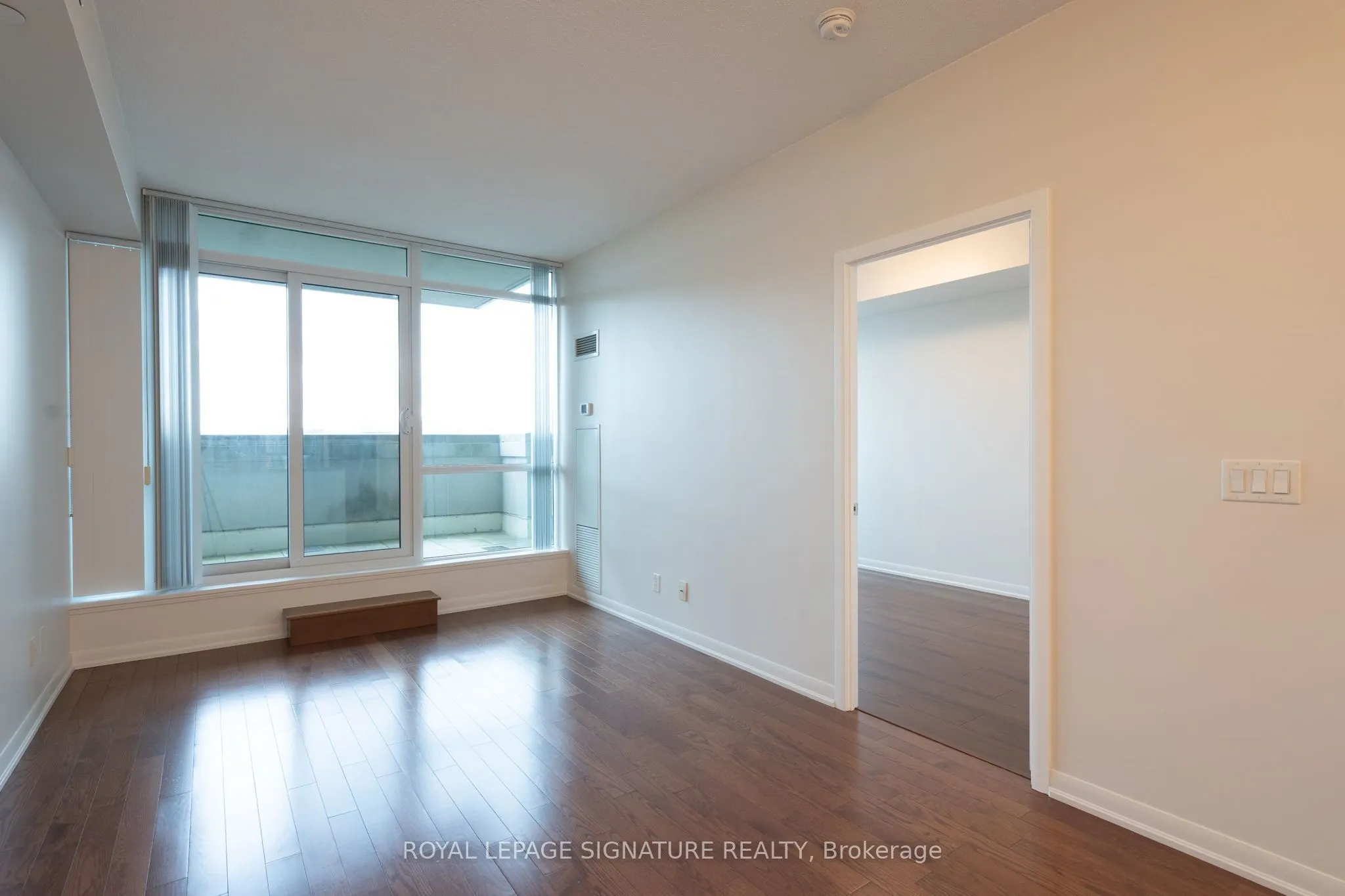 215 Sherway Gardens Road, #409