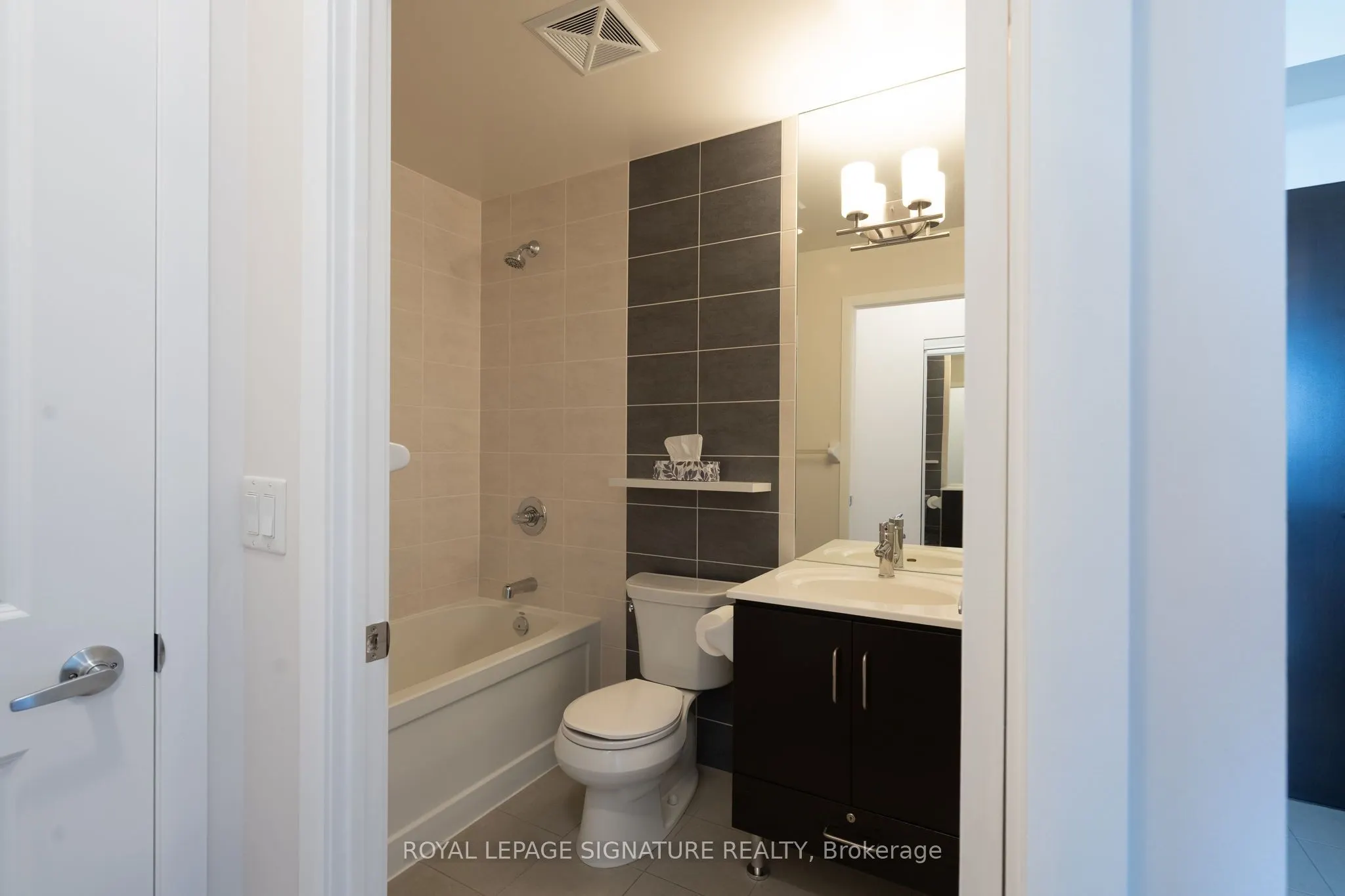 215 Sherway Gardens Road, #409