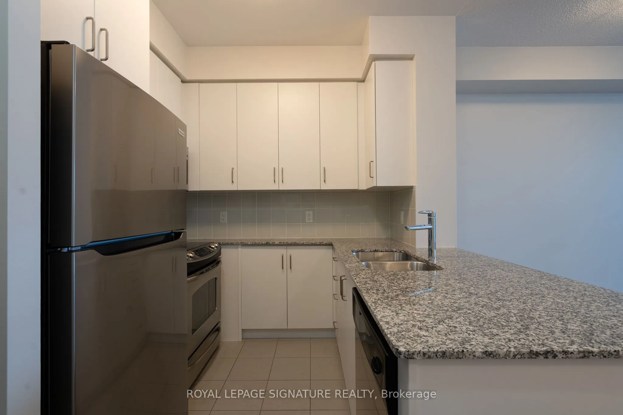 215 Sherway Gardens Road, #409