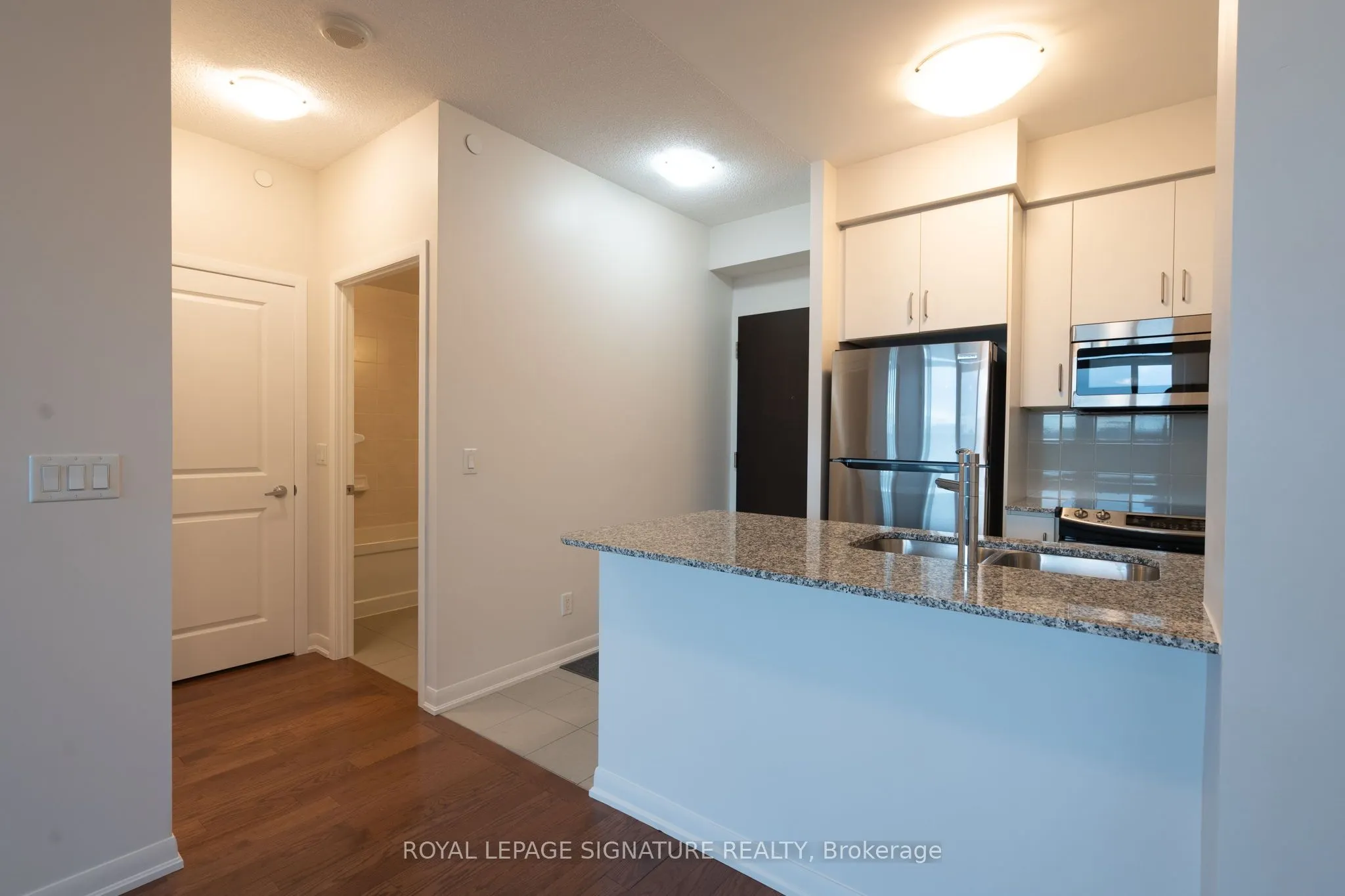 215 Sherway Gardens Road, #409