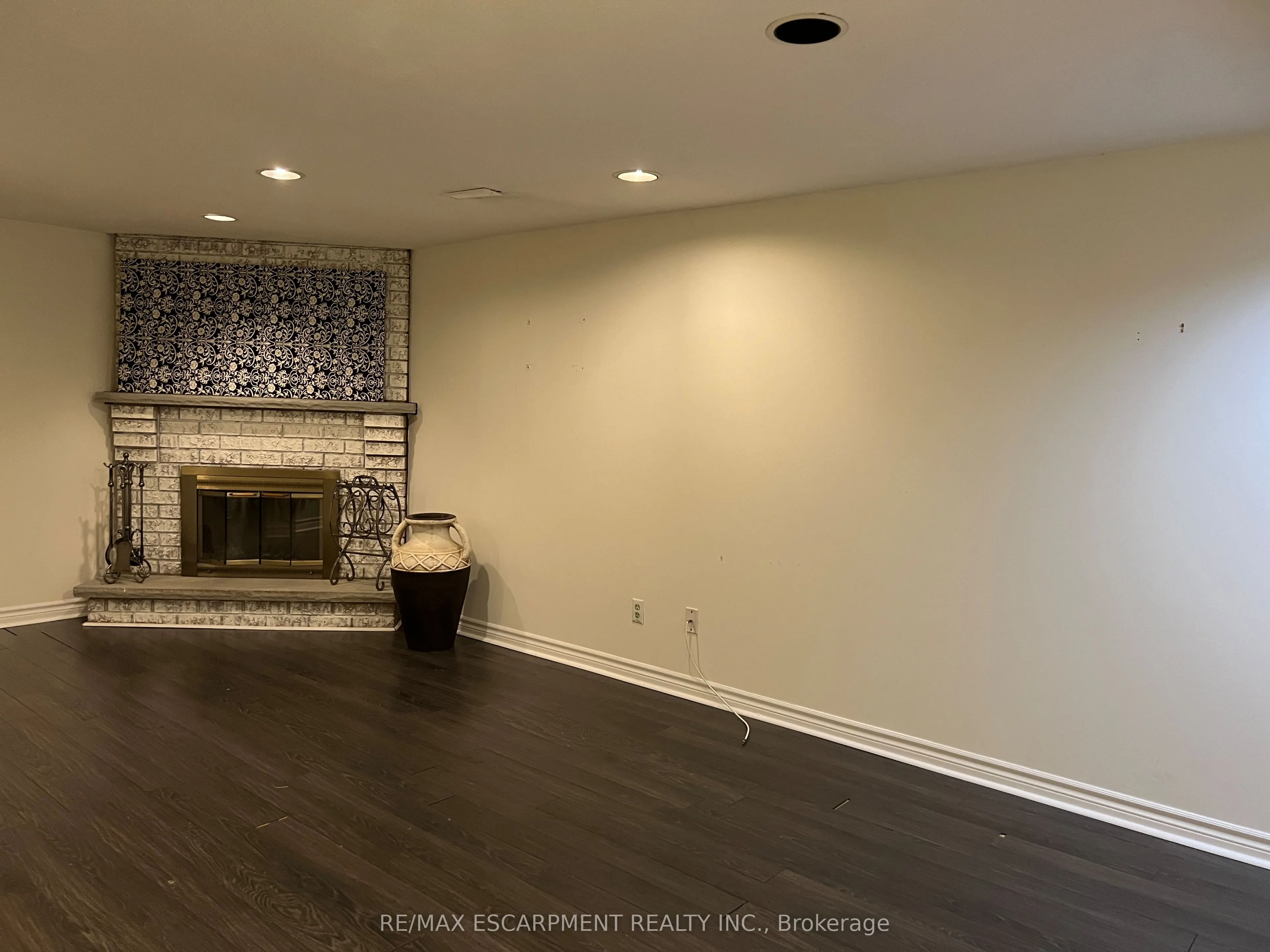 125 Hopewell Road