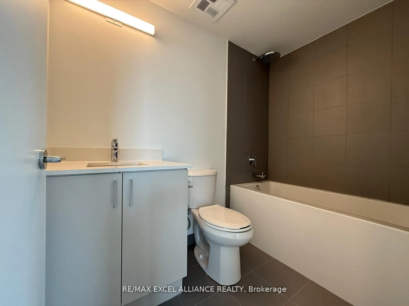 1005 Dundas Street E, #247
