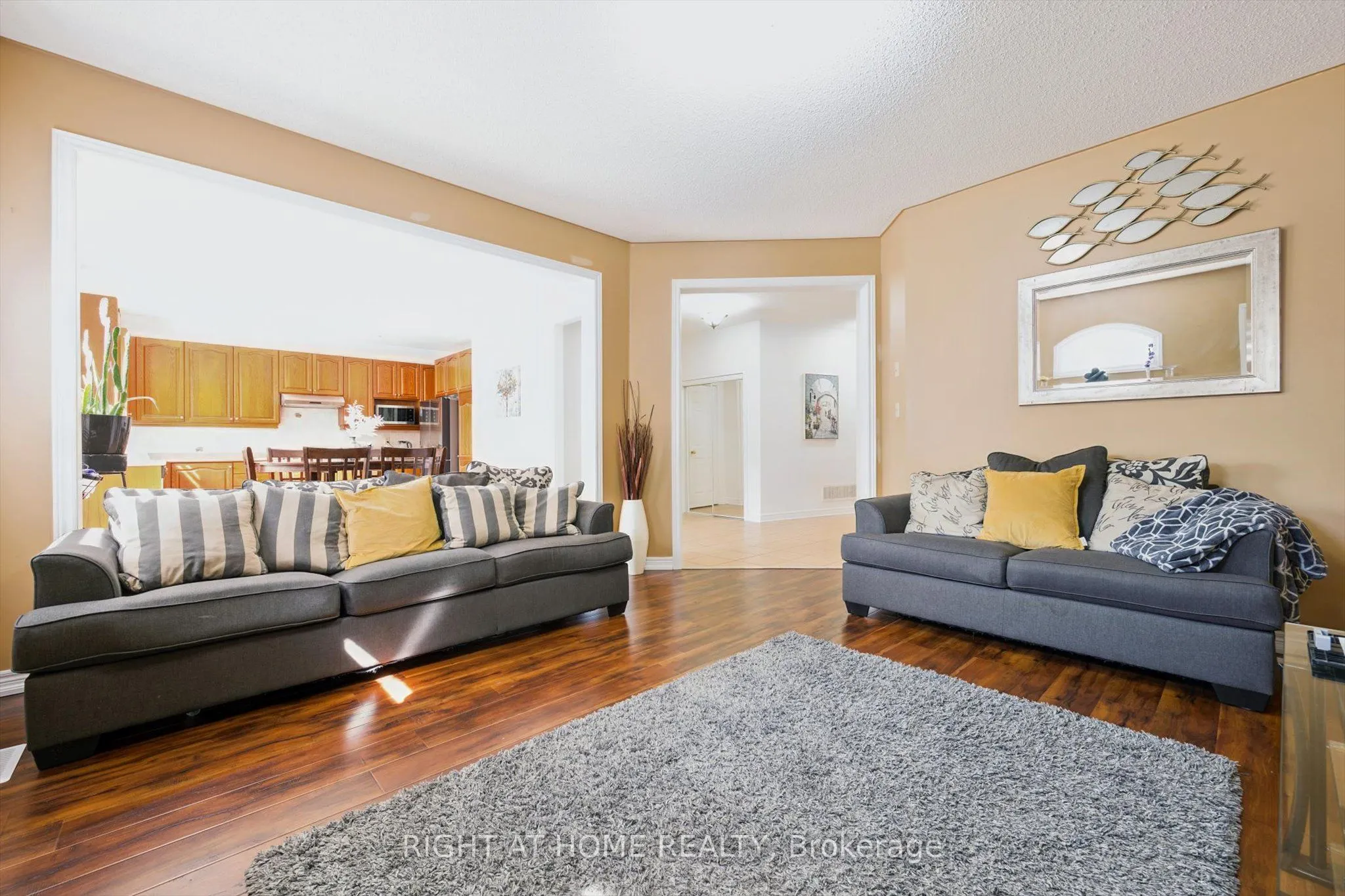 38 Cape Dorset Crescent