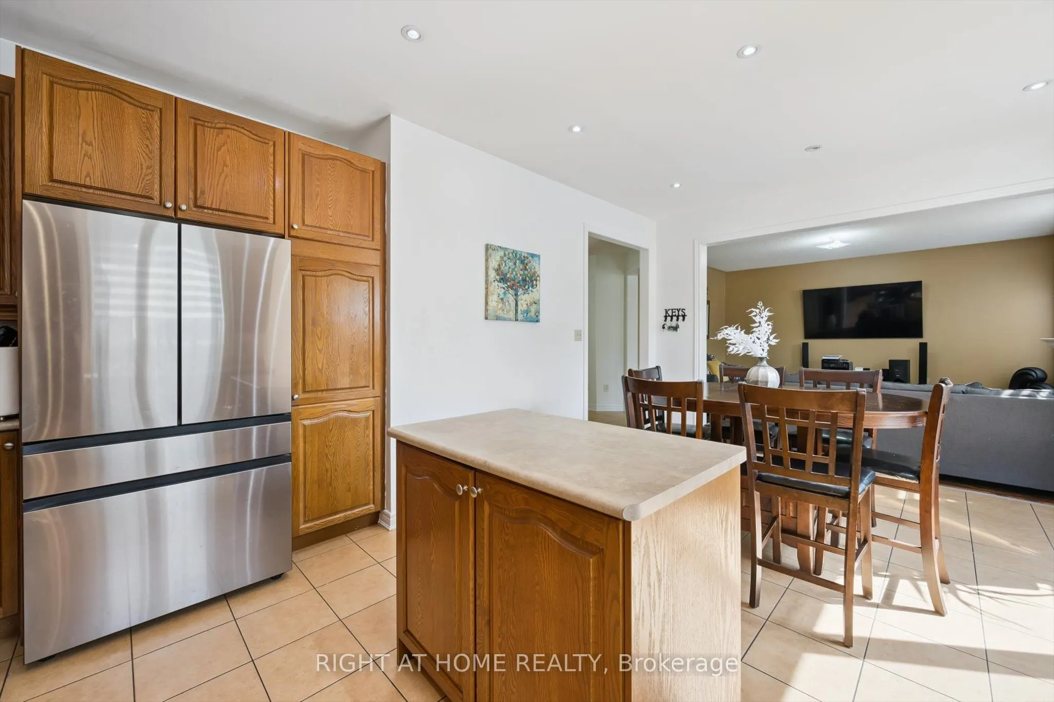 38 Cape Dorset Crescent
