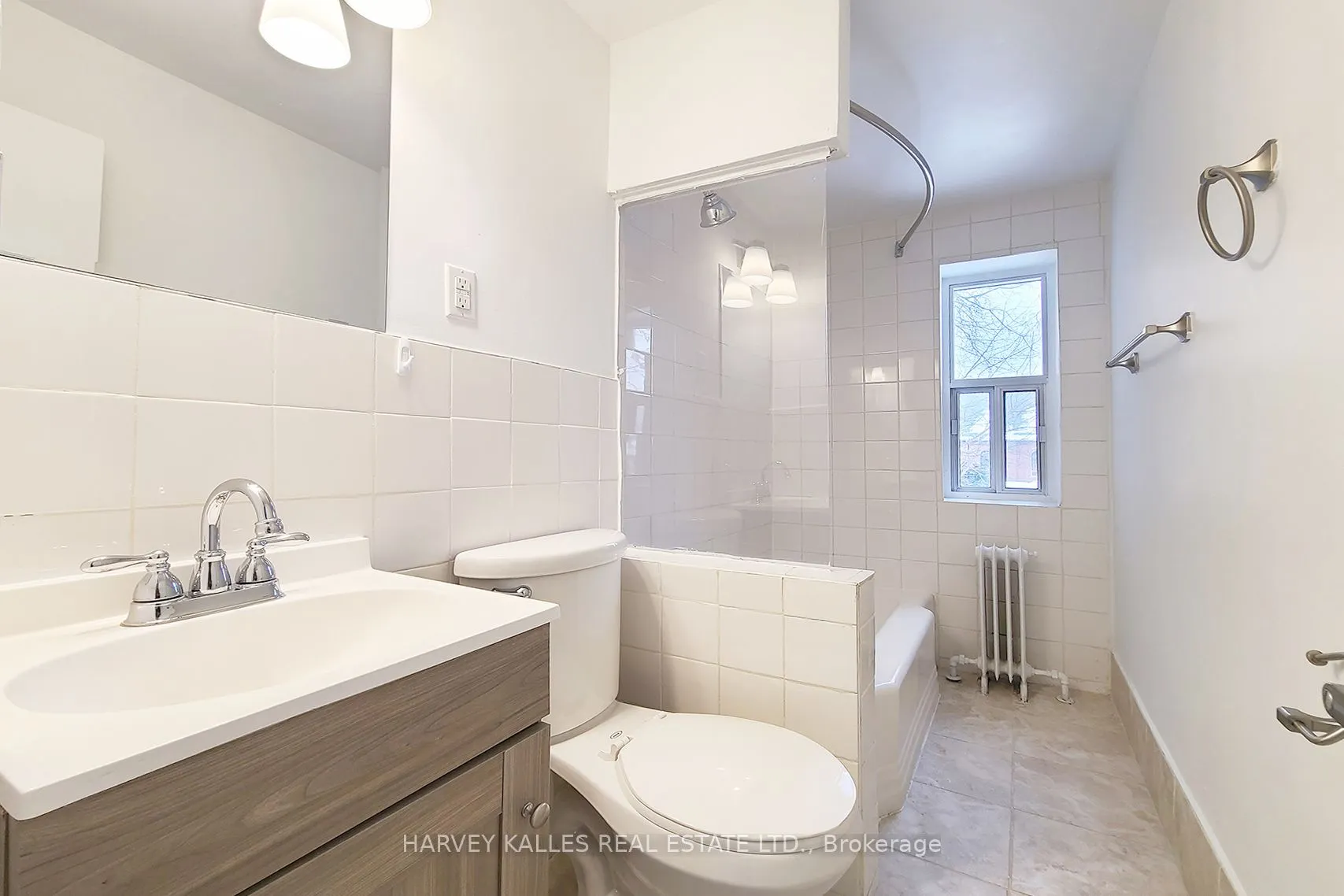 285 Park Lawn Road, #203