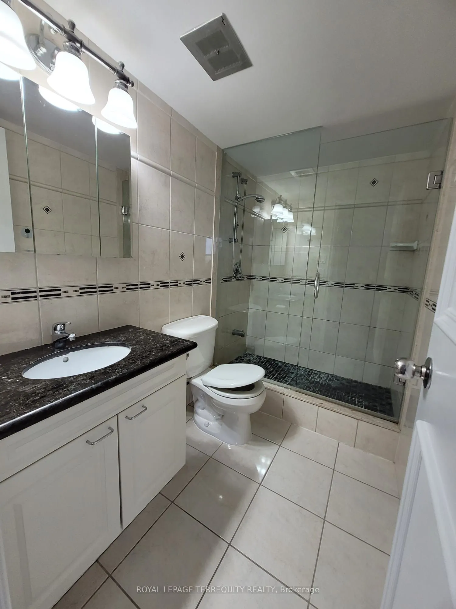 155 Marlee Avenue, #602