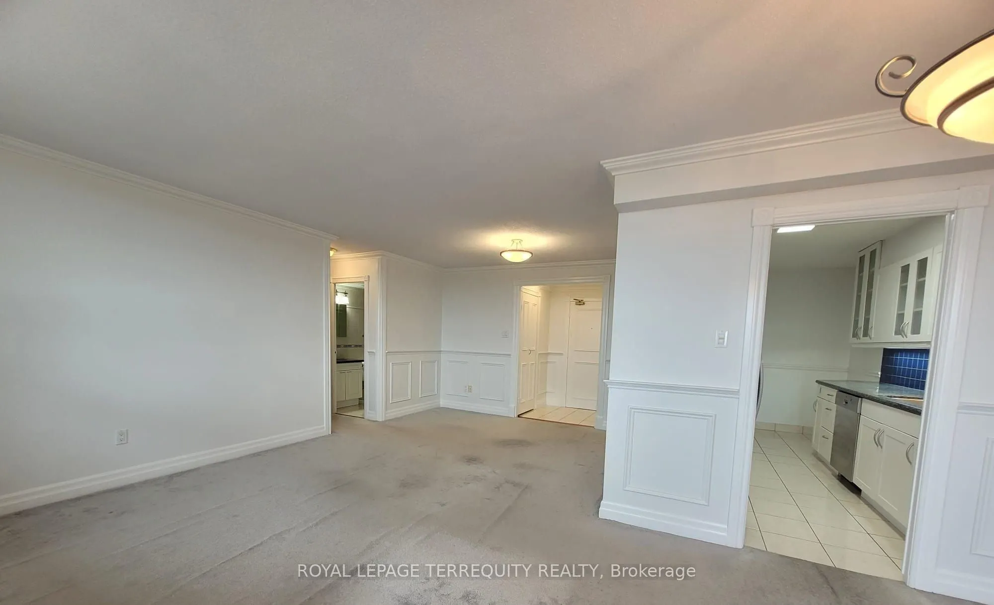 155 Marlee Avenue, #602
