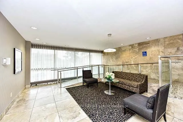 155 Marlee Avenue, #602