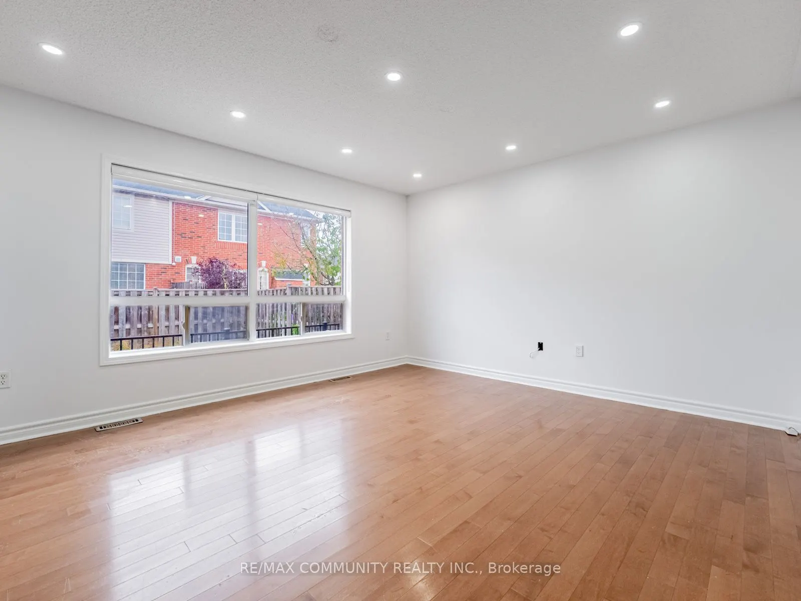 18 Ollie Avenue