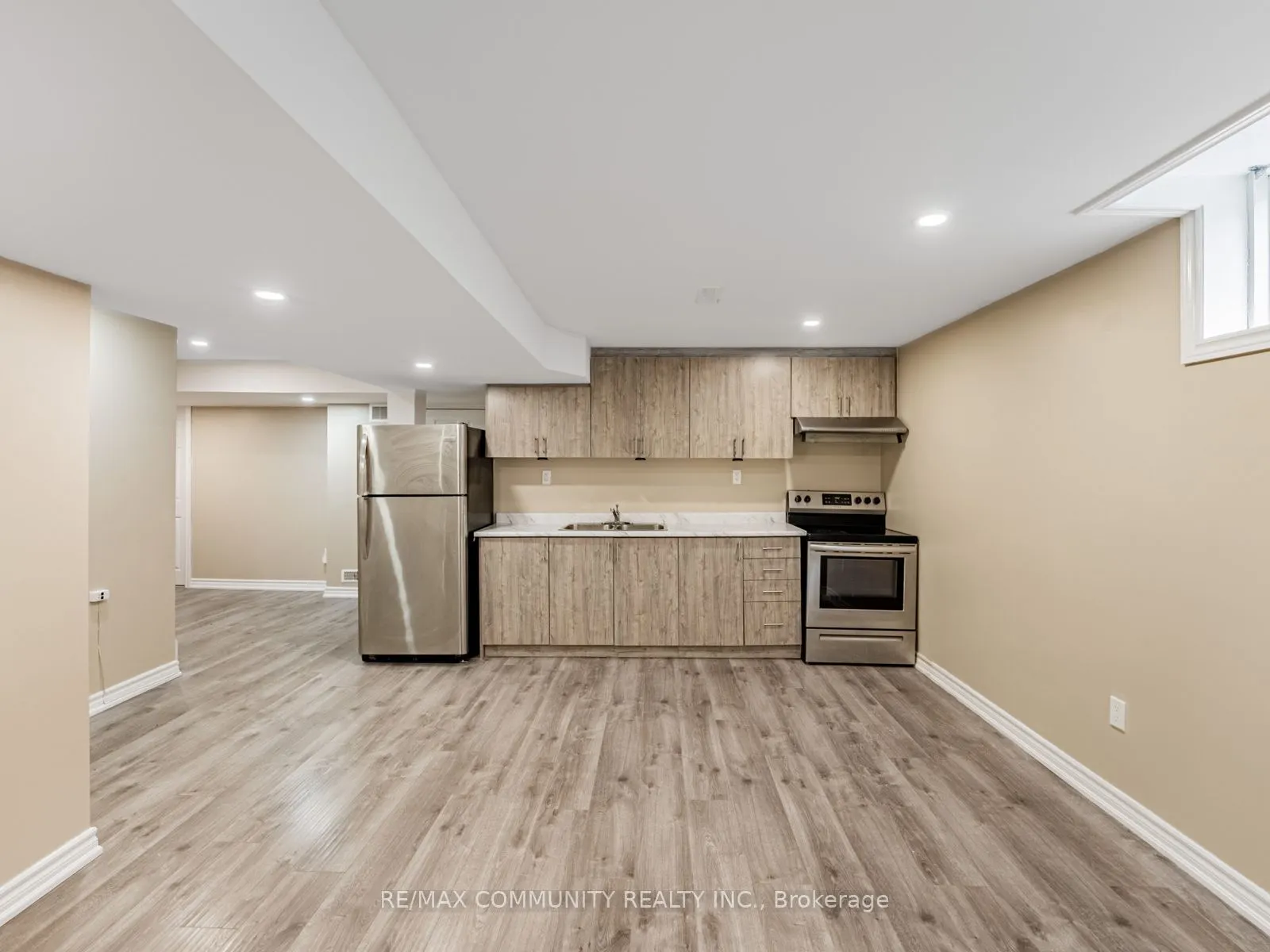 18 Ollie Avenue