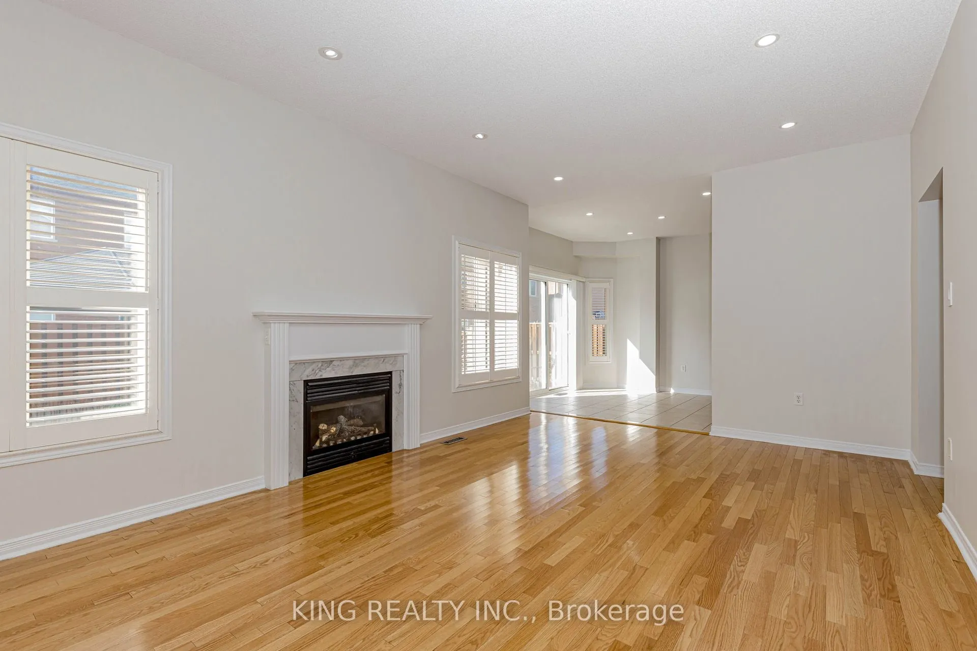 14 Ledgerock Road