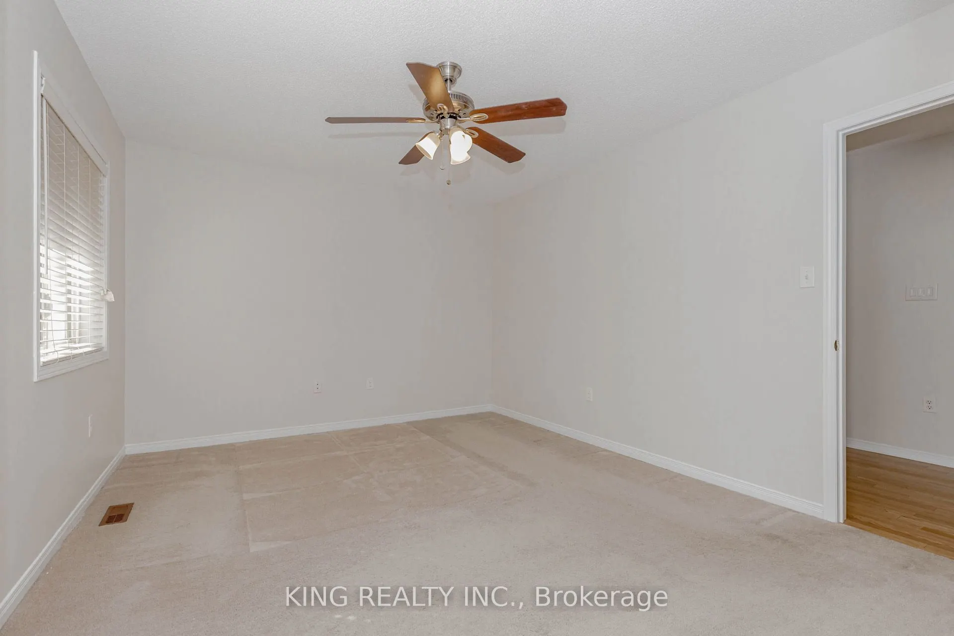 14 Ledgerock Road