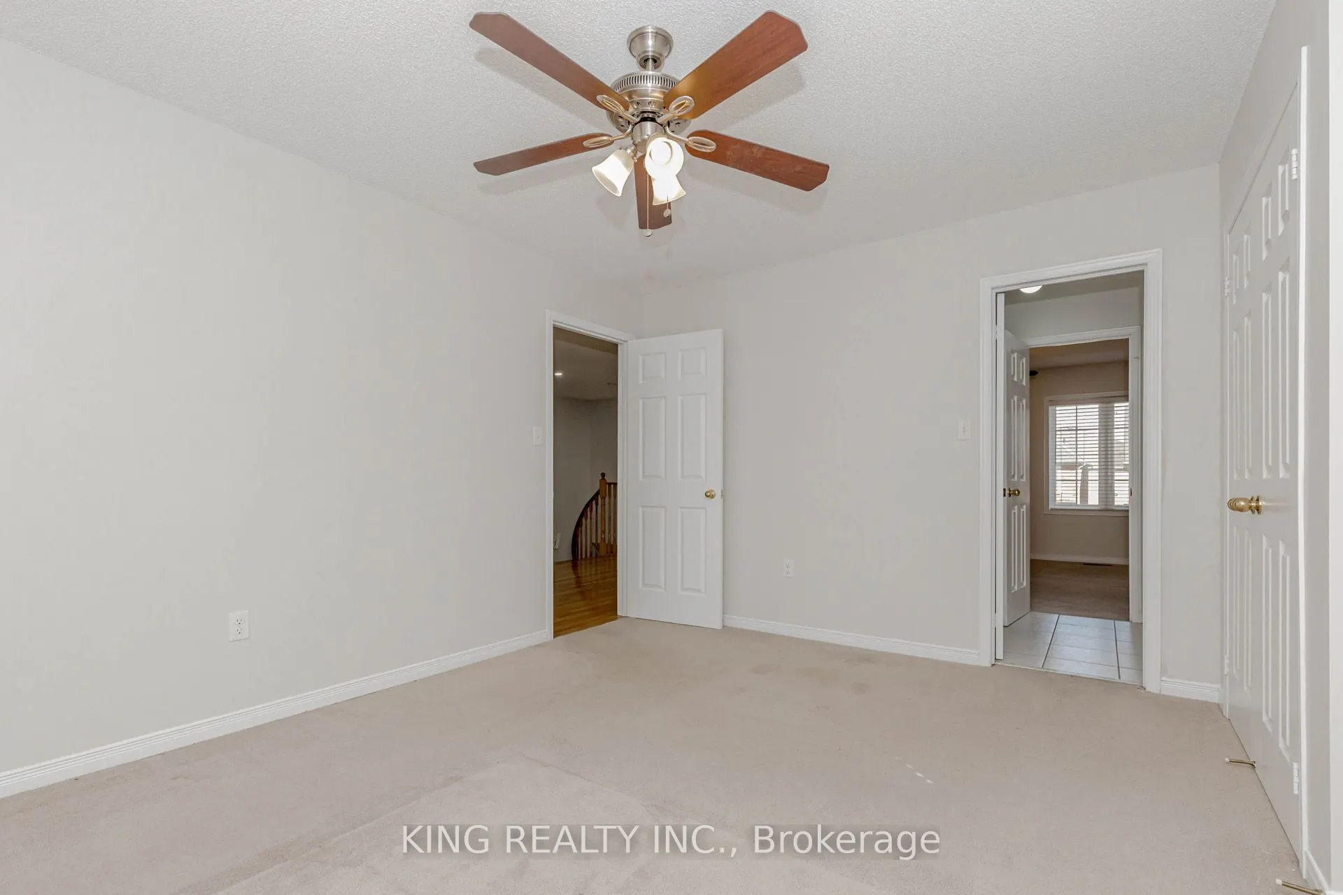 14 Ledgerock Road