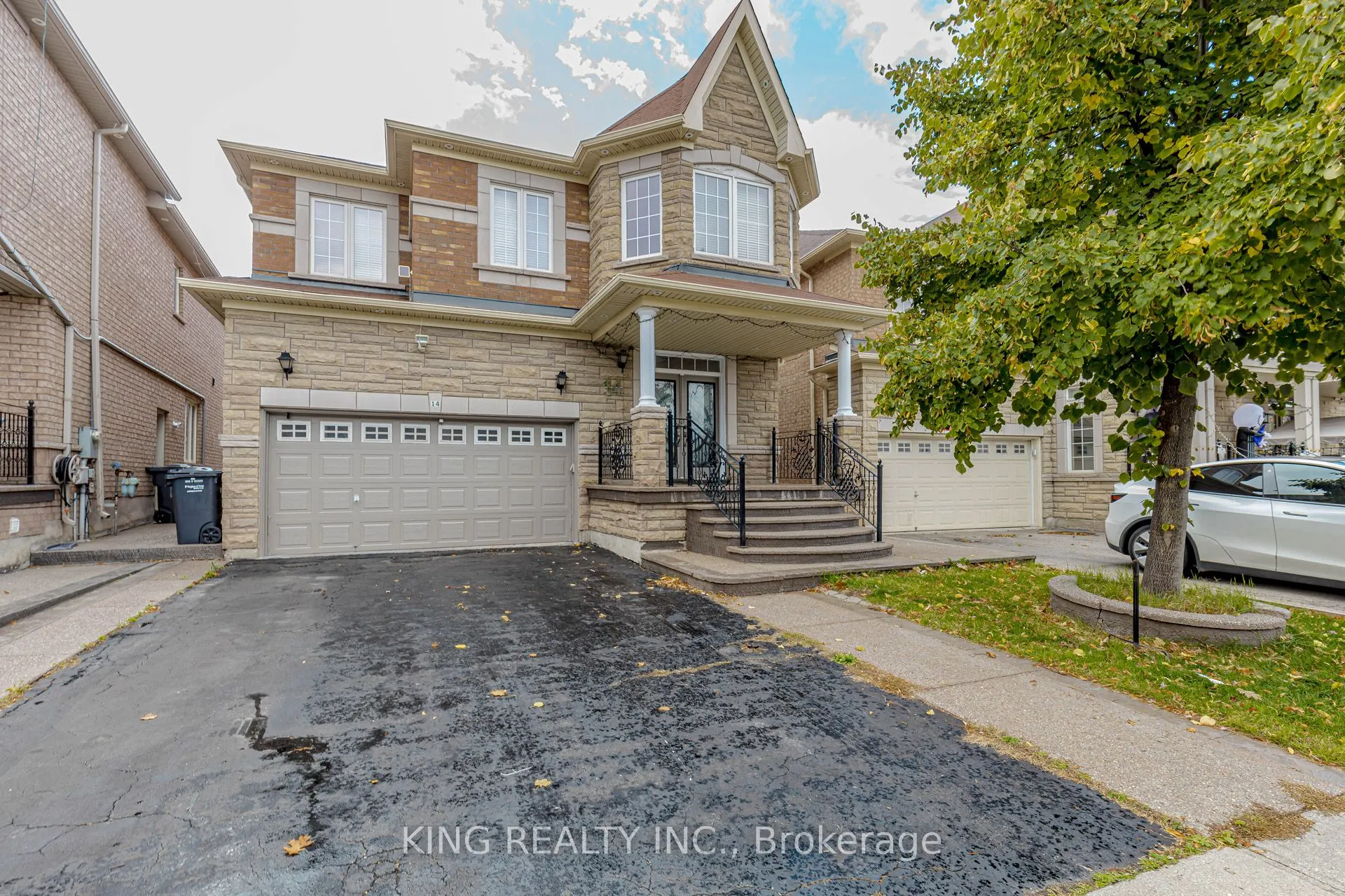 14 Ledgerock Road