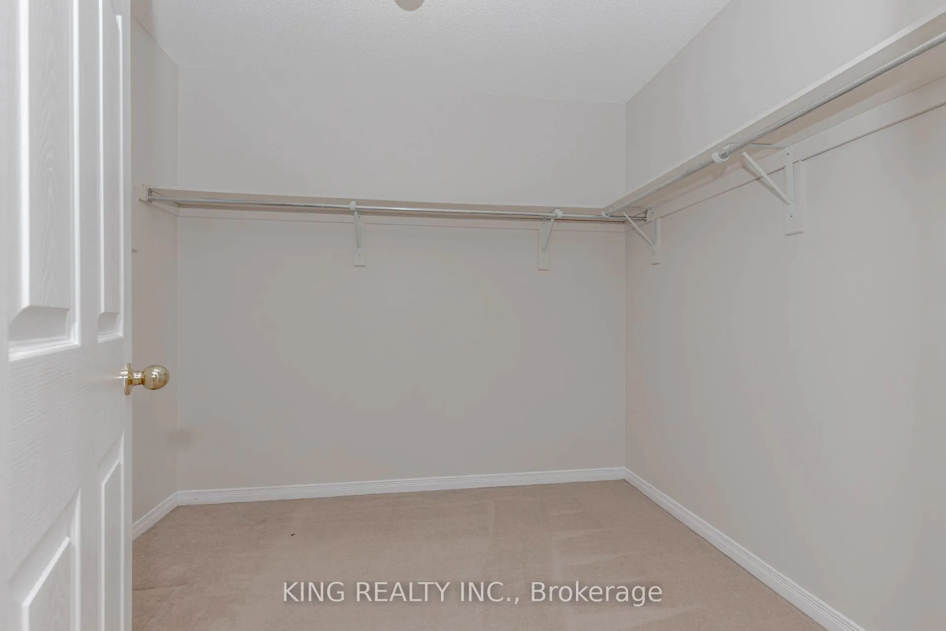 14 Ledgerock Road