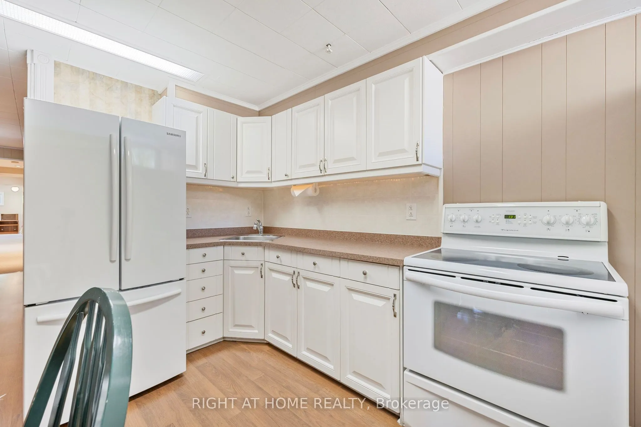 42 Valleyview Road