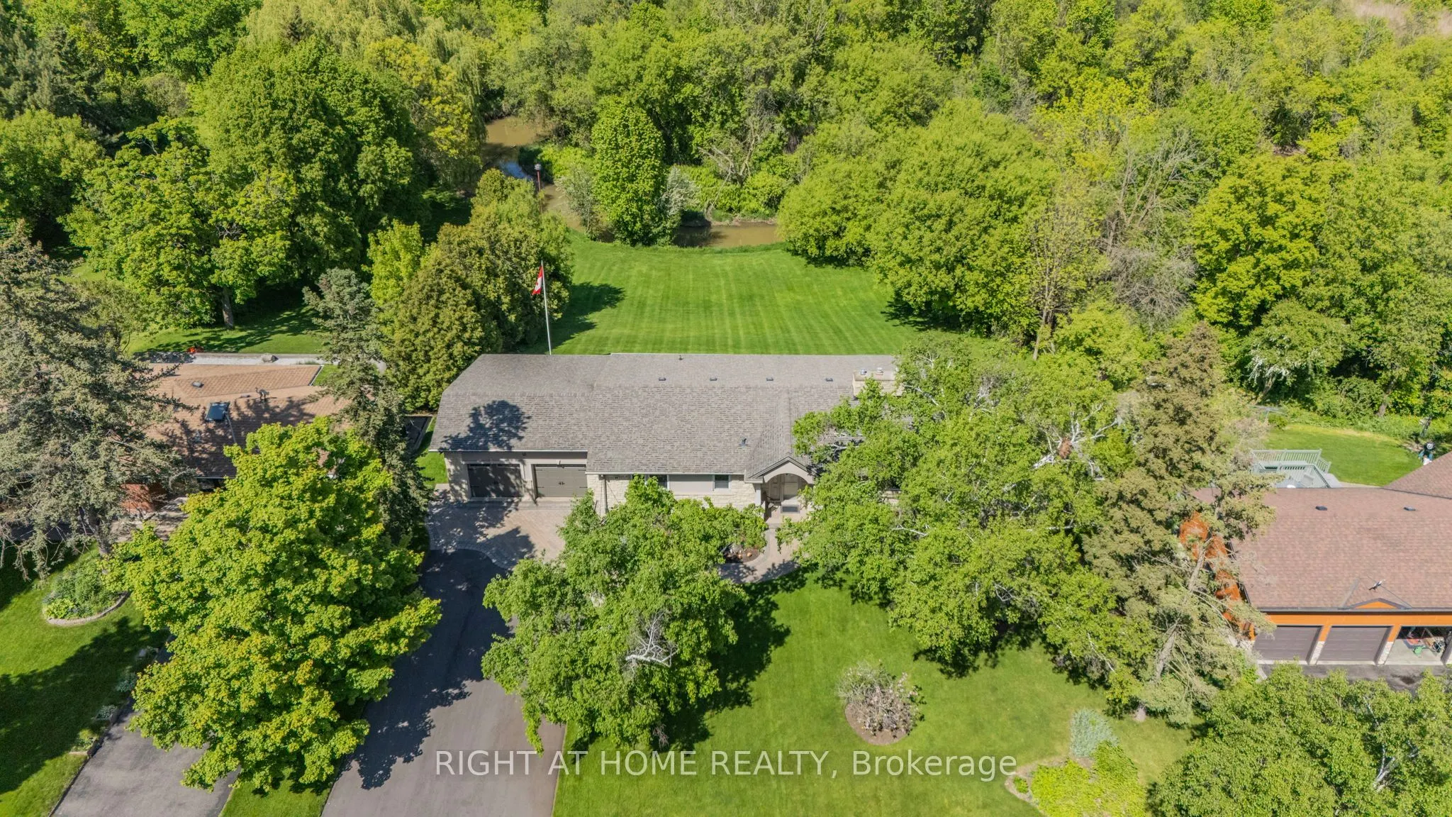 42 Valleyview Road