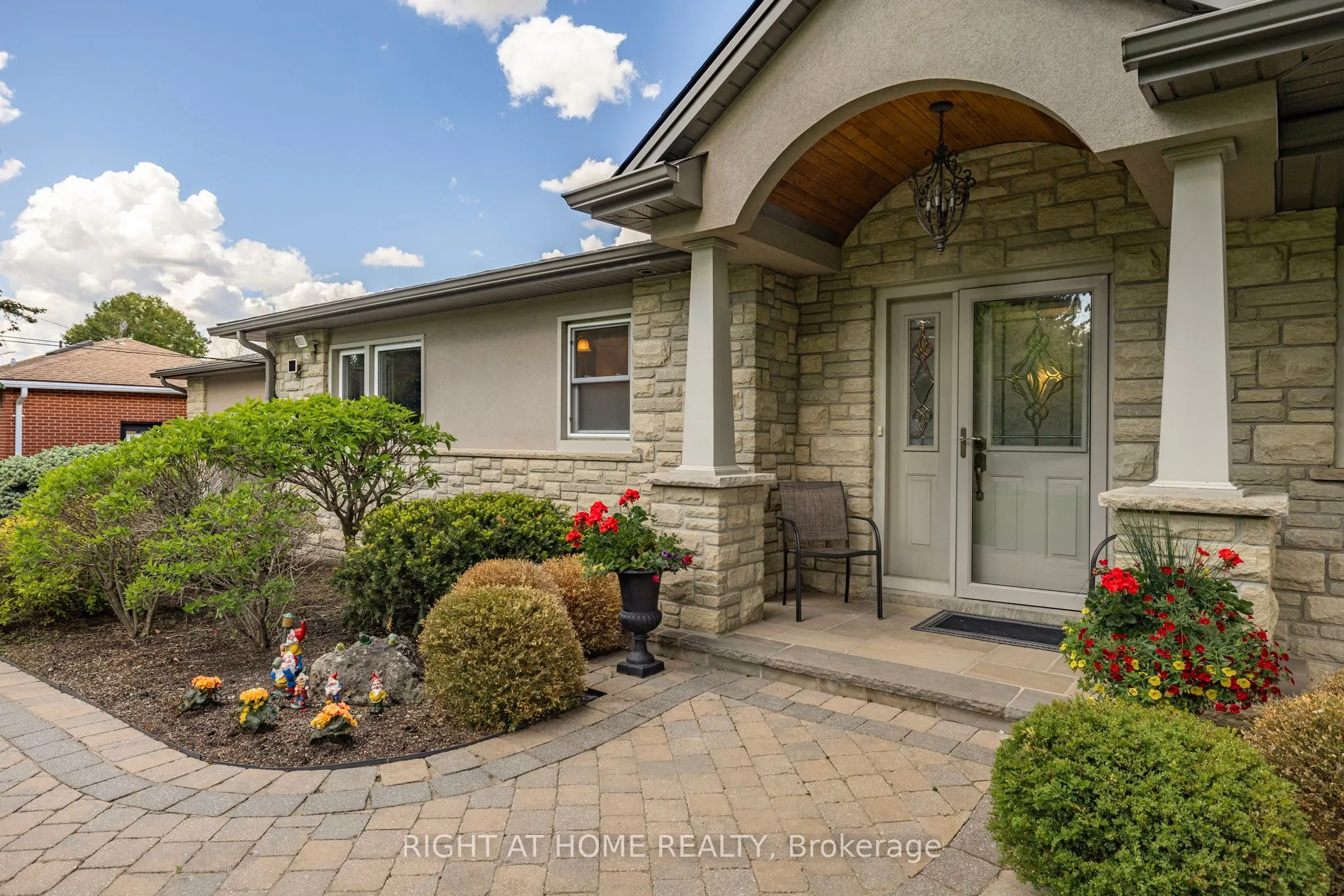 42 Valleyview Road
