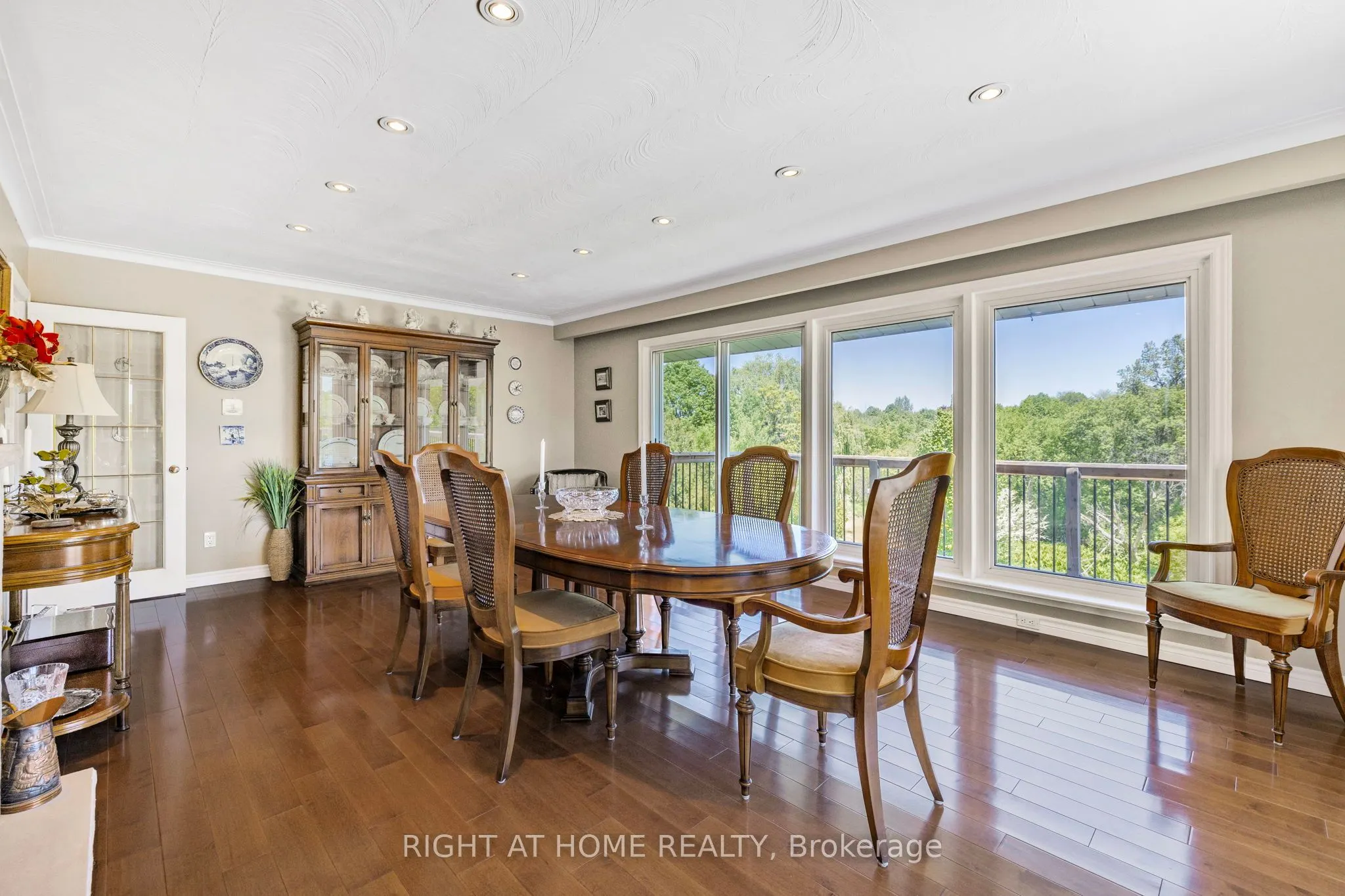 42 Valleyview Road