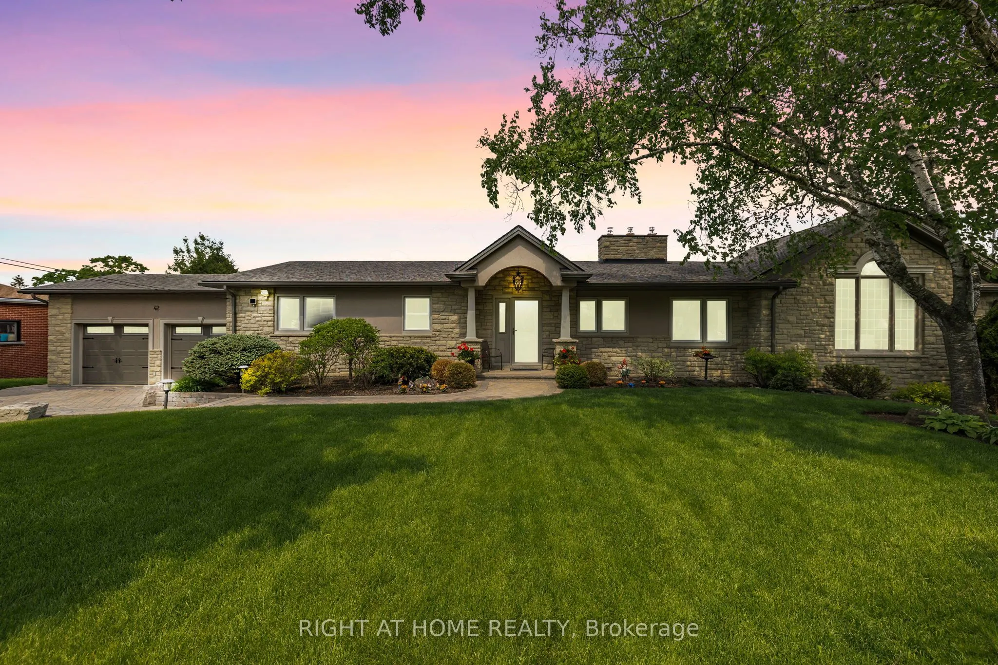 42 Valleyview Road