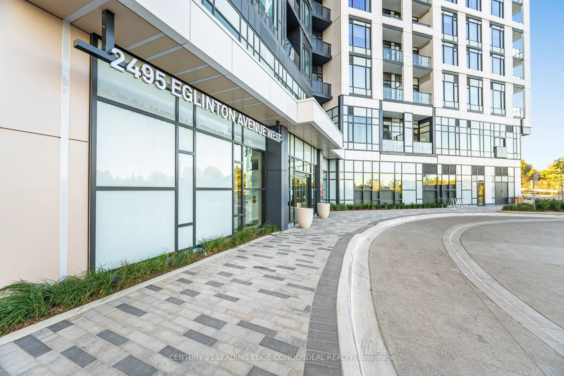 2495 Eglinton Avenue W, #1601